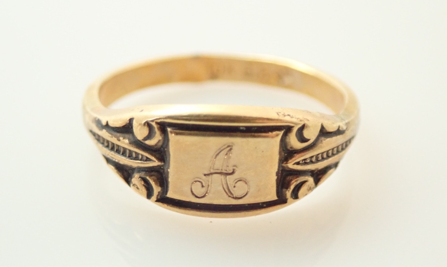 Vintage 10k Gold Filled Signet Initial Letter “A” Pinky Band Ring Sz 3.75