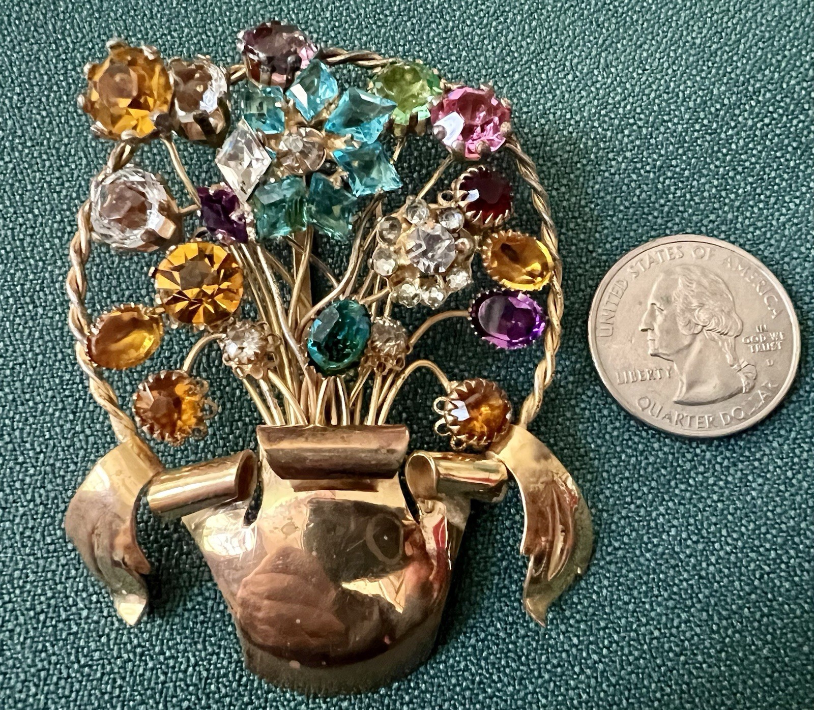1940s SIGNED VOUGE FLOWER BASKET BROOCH FULL MULTI COLORED RHINESTONE FLOWERS