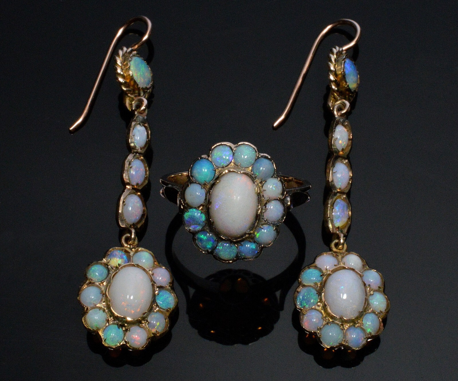 ANTIQUE VICTORIAN 9K GOLD OPAL EARRINGS RING SET C.1890