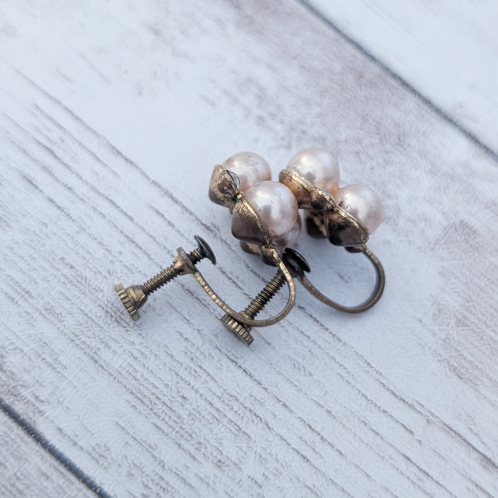 Vintage Screw Back Earrings Dainty Faux Pearl & Clear Gem Trio 0.5″