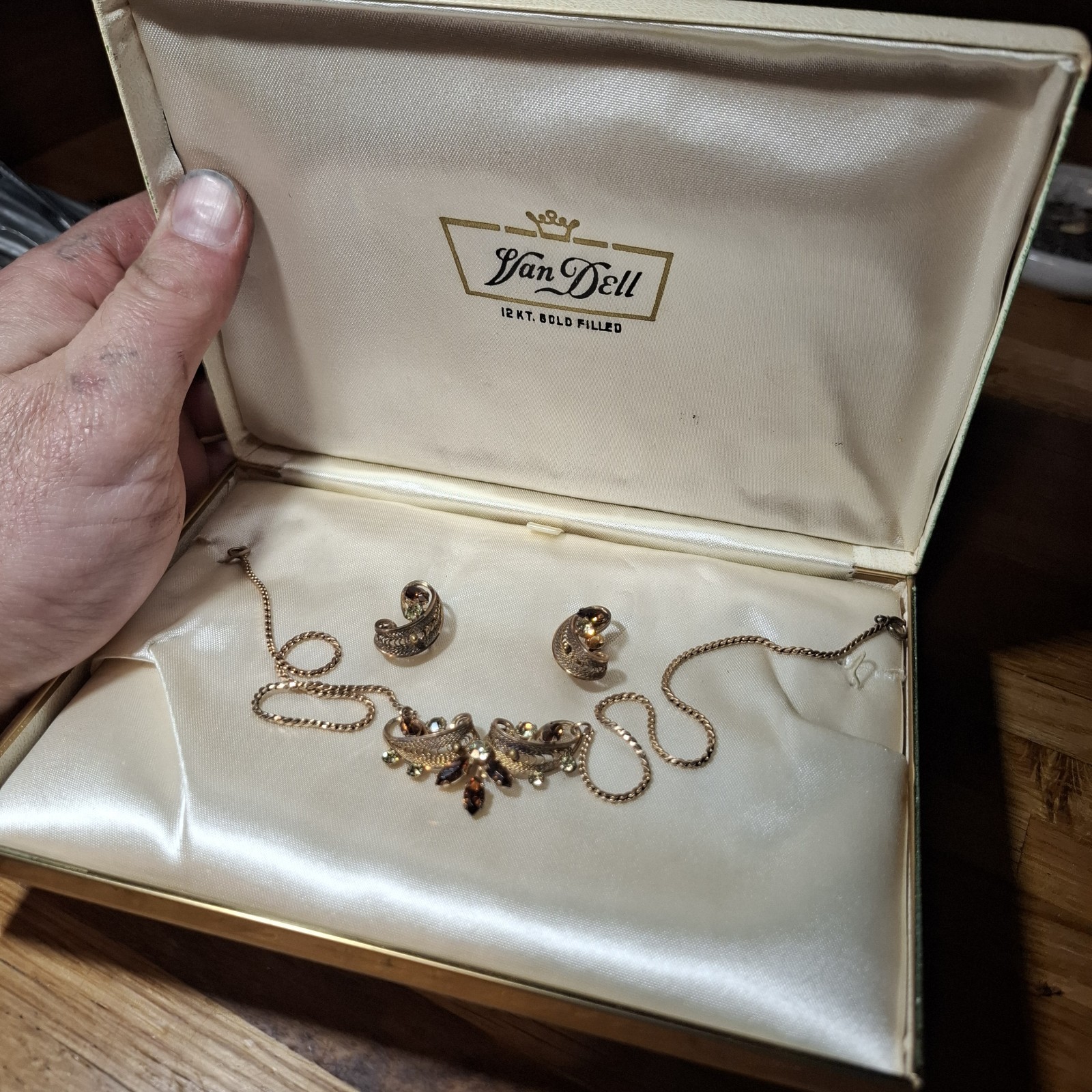 VAN DELL 12KT Gold Filled Rhinestone Filigree Necklace & Earrings Original Box