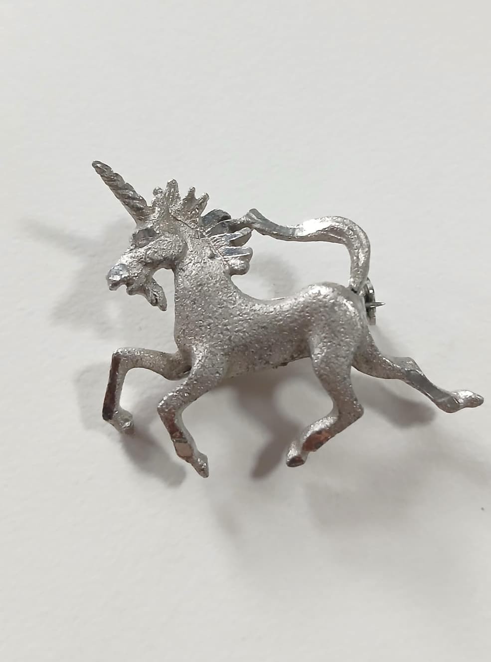 Vintage Silver Tone Unicorn Brooch Mythical Creature Pin. 2.5cm arox