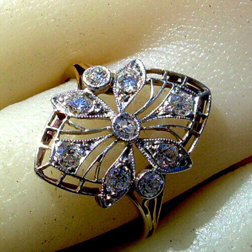 Original EARTH MINED DIAMOND Deco Engagement Ring 1 carat Antique PLATINUM 14K