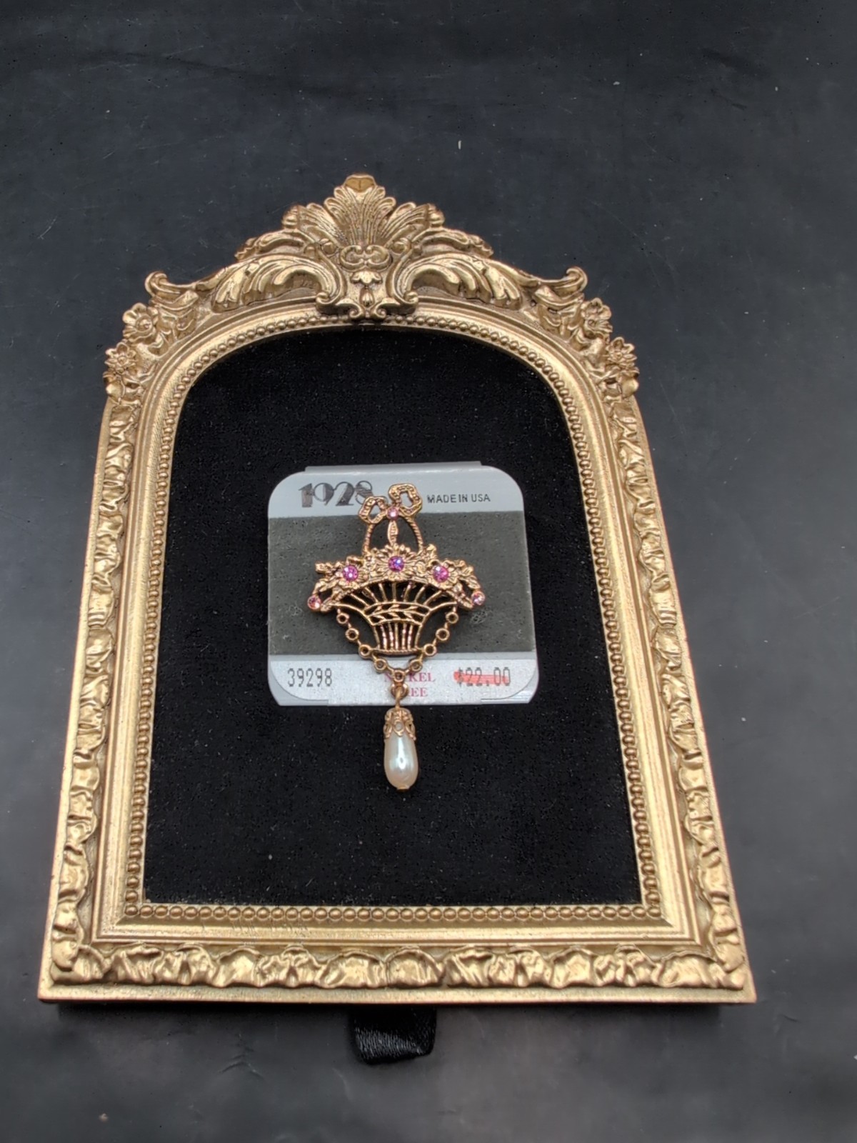 NEW 1928 Nickel Free Basket Brooch With Pink Rhinestones And Faux Pearl
