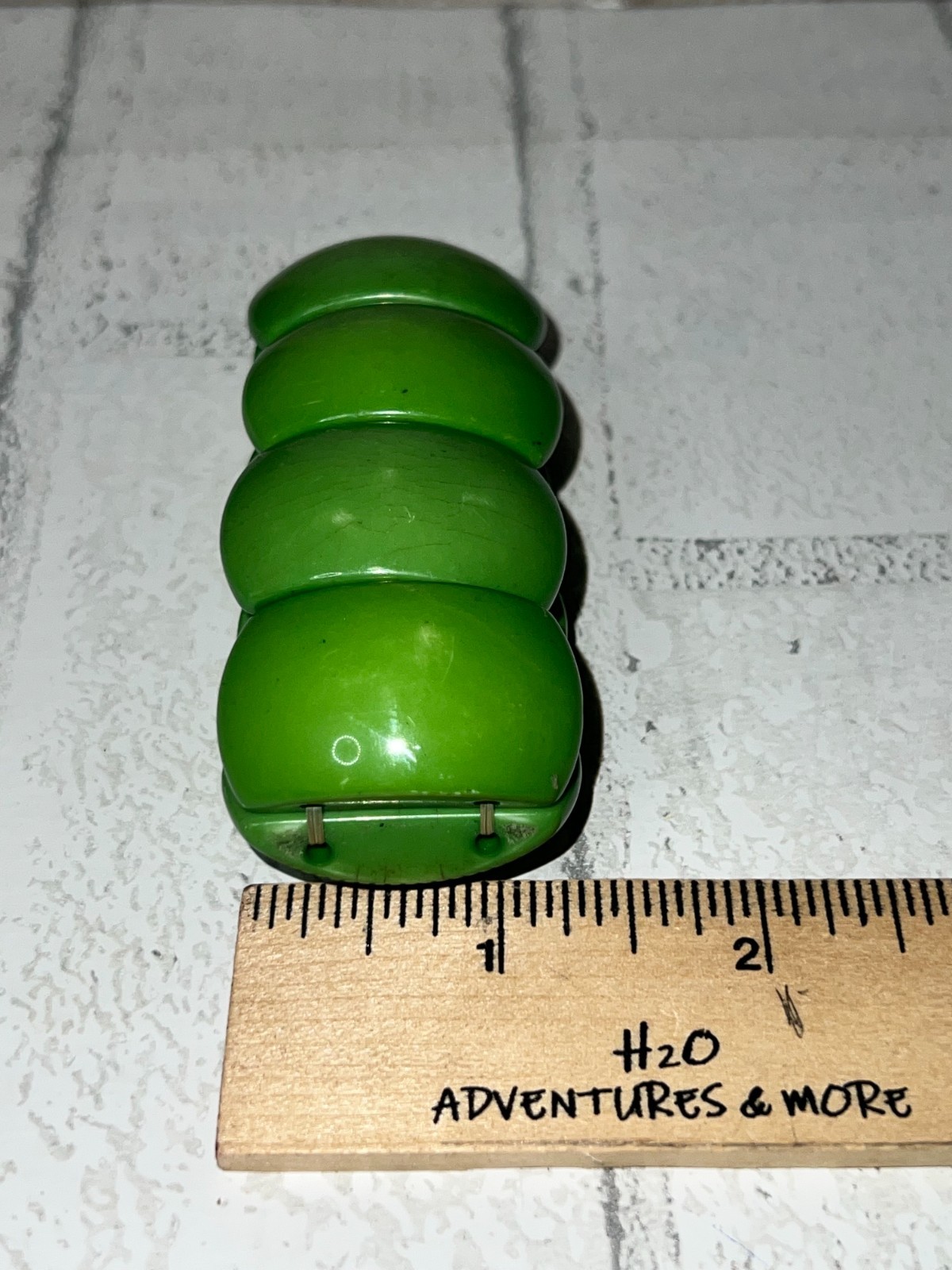 Chunky Green Stretch Bracelet, Vintage Retro Resin Plastic Acrylic