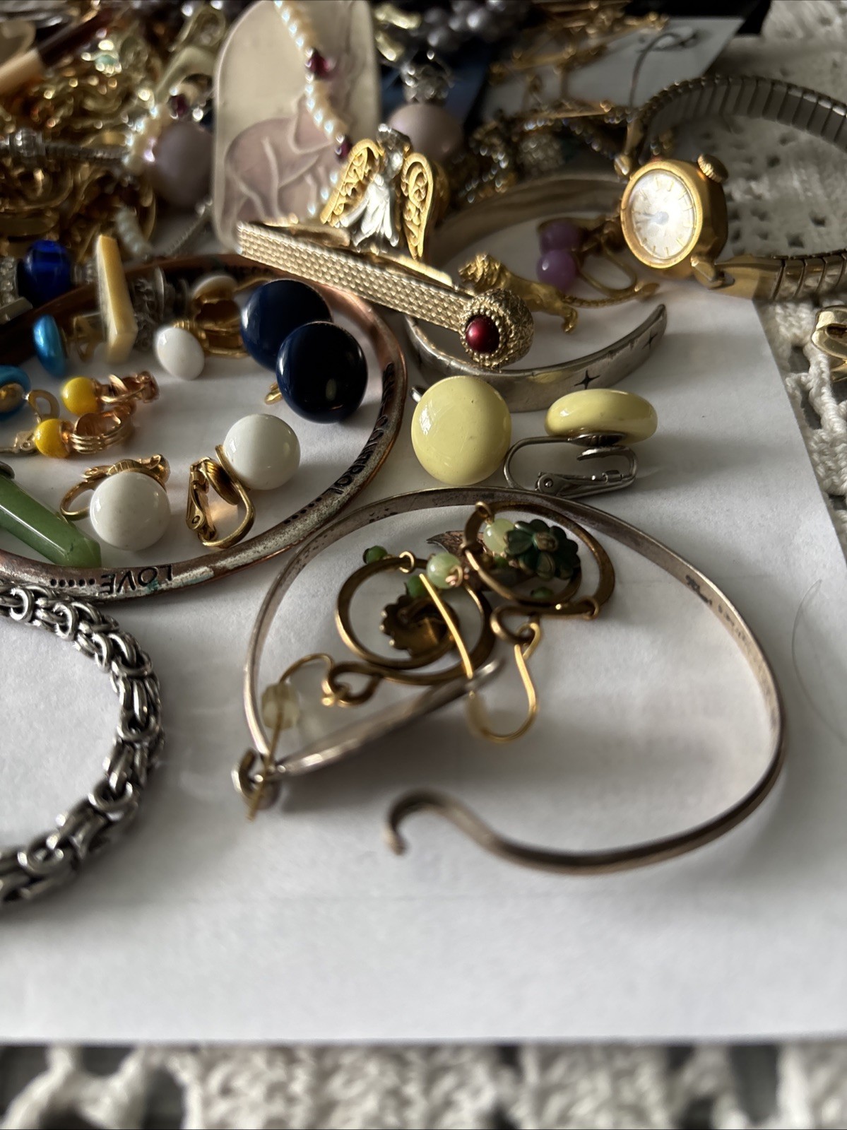 Lot Of Vintage Jewelry 50 ++ Pieces. Reseller Lot Some Signed. Not Tested.