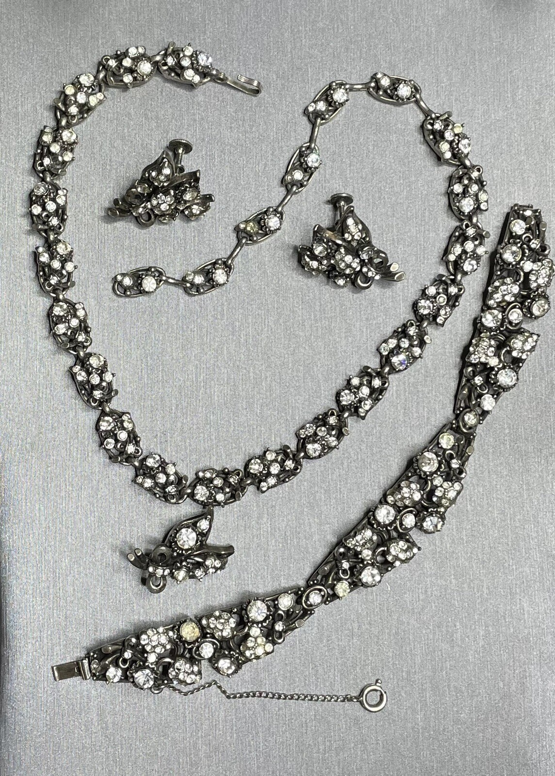 Hollycraft 1953 HTF Parure Suite White Rhinestone “none Missing” a RARE Beauty