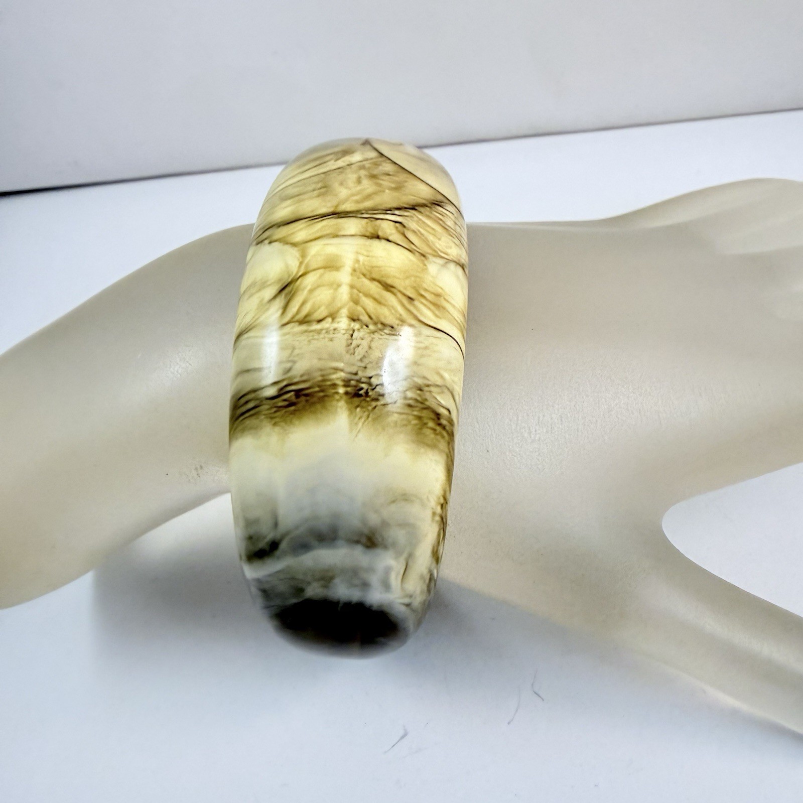 RARE Vintage HALSTON Couture Acrylic Lucite Swirl Cuff Bracelet Earth Tone
