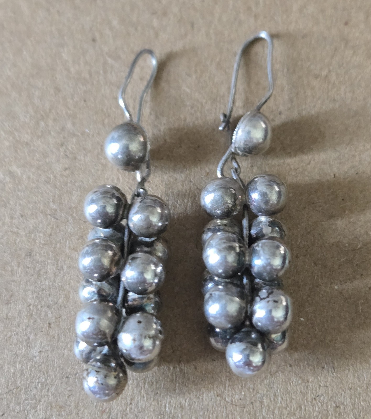 Vintage Mexican Sterling Silver Grape Cluster Dangle Earrings Unmarked 5.7g