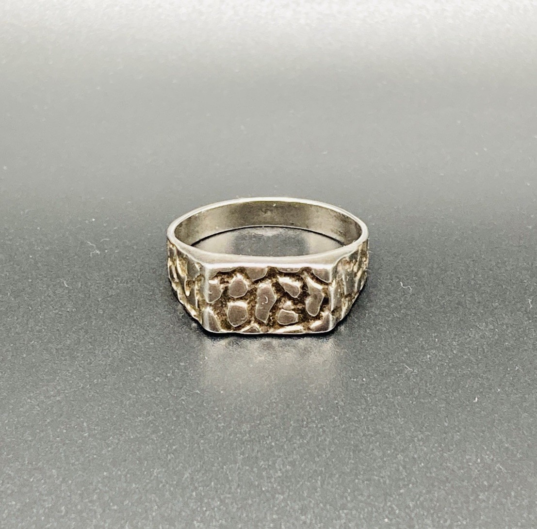 Modernist Sterling Silver Hammered Textured Signet Ring Size 12 Vintage
