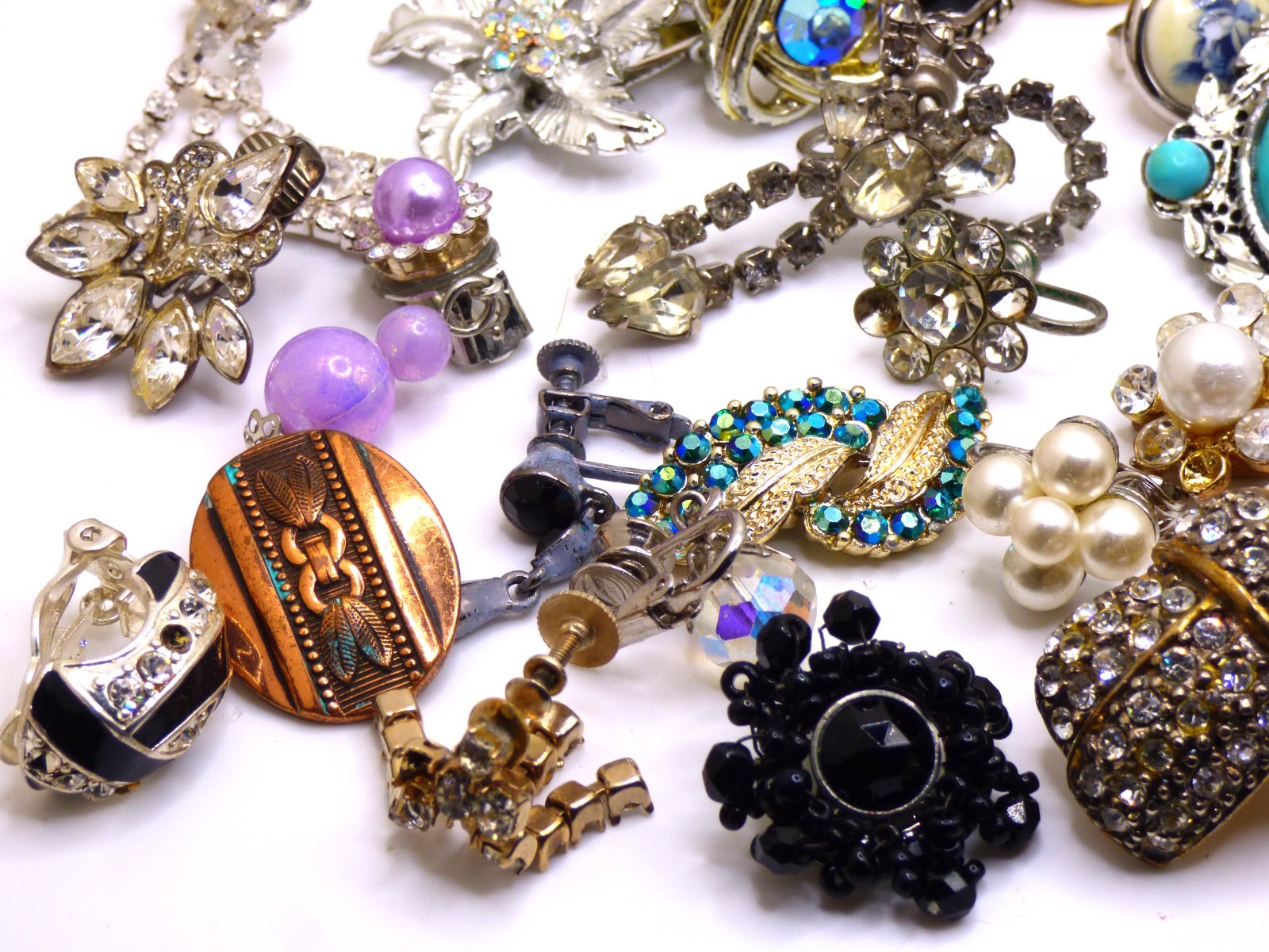 🌷 Vintage Lot of Over 85 Single 1.7 lb Lots of Signed~CINER + Clip On Earrings