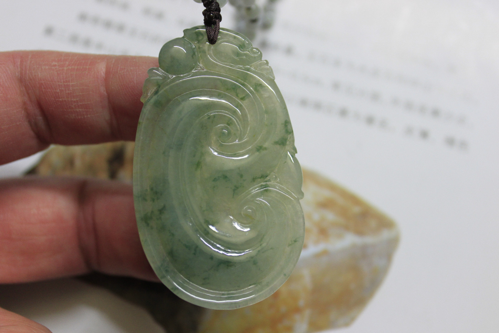 CERTIFIED Grade A Natural Jade Icy Green Jadeite Ruyi Pendant RARE #P1065