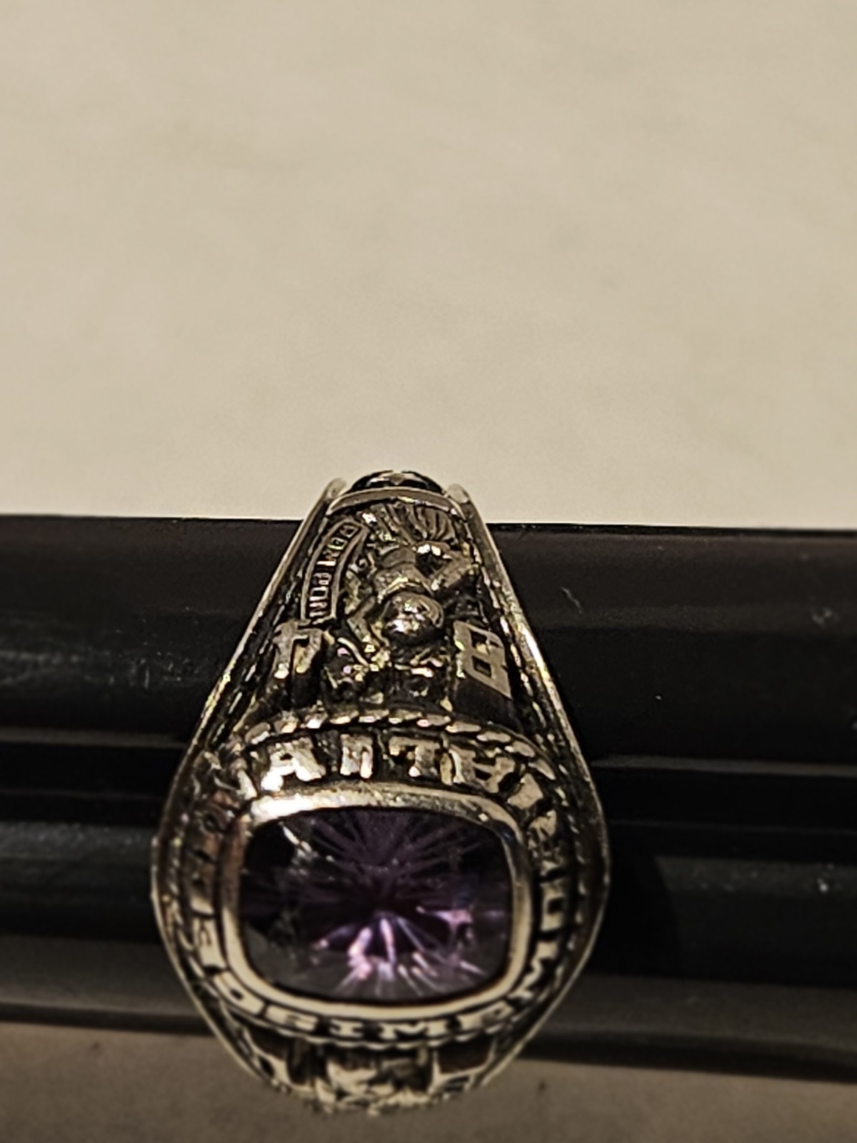 VINTAGE LADIES CLASS RING, SZ. 6.25, JOSTENS LTM, SILVERTONE, PURPLE STONE, 1984