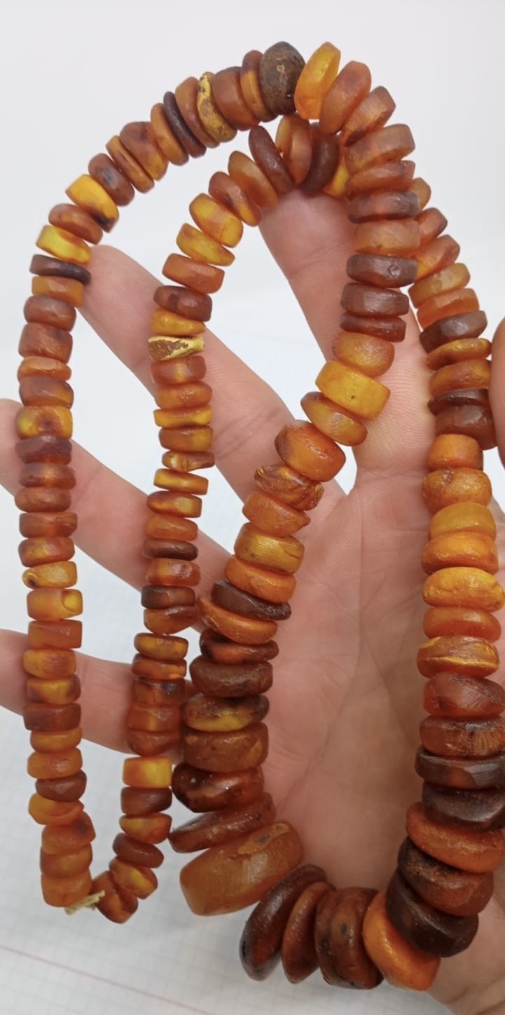 老琥珀 NATURAL BALTIC AMBER EGG BUTTERSCOTCH YOLK BIG OLD NECKLACE 182 GR