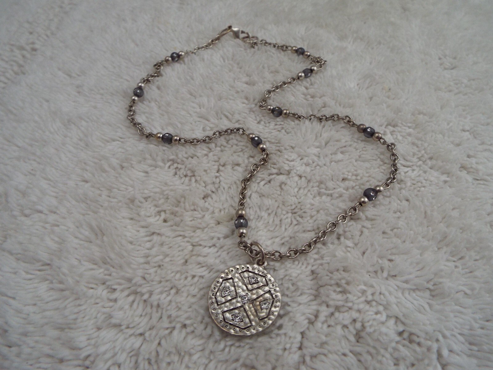 Silvertone Rhinestone Hammered Pendant Necklace (J8)