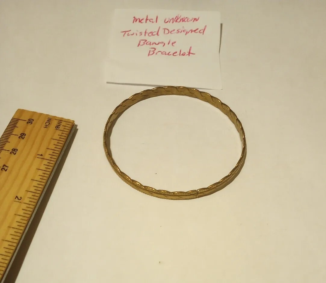 Unknown metal untested unique designed bangle bracelet