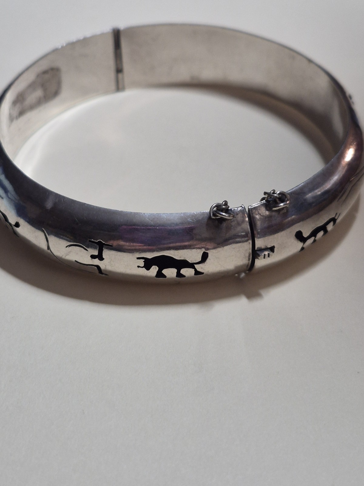 Vintage Taxco Mexico Sterling Silver Bullfight Shadowbox Hinged Bangle 15.8g PAC