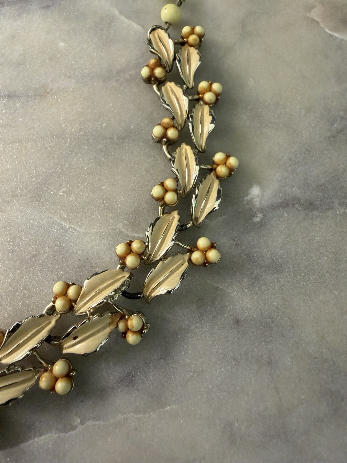 Vintage Coro Enamel Leaves Berries Choker Necklace Gold Tone Mid Century 1950s