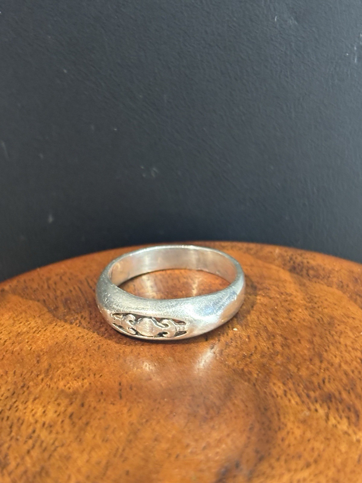 Vintage Sterling Silver Open Work Stackable Ring Size 4.5 Weight 2.5 Grams