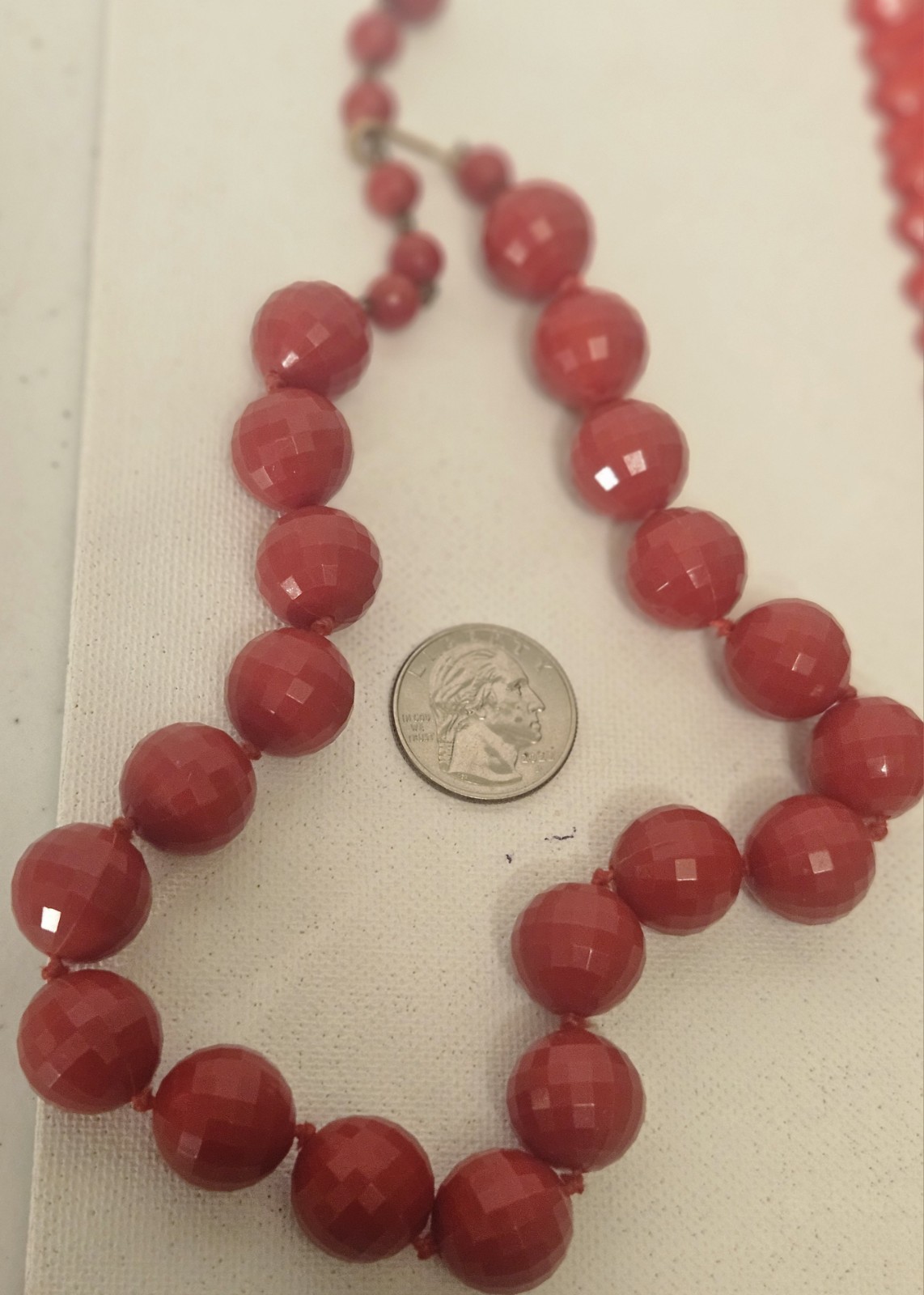 LOT OF 5 RED NECKLACES ASSORTED SIZES VINTAGE