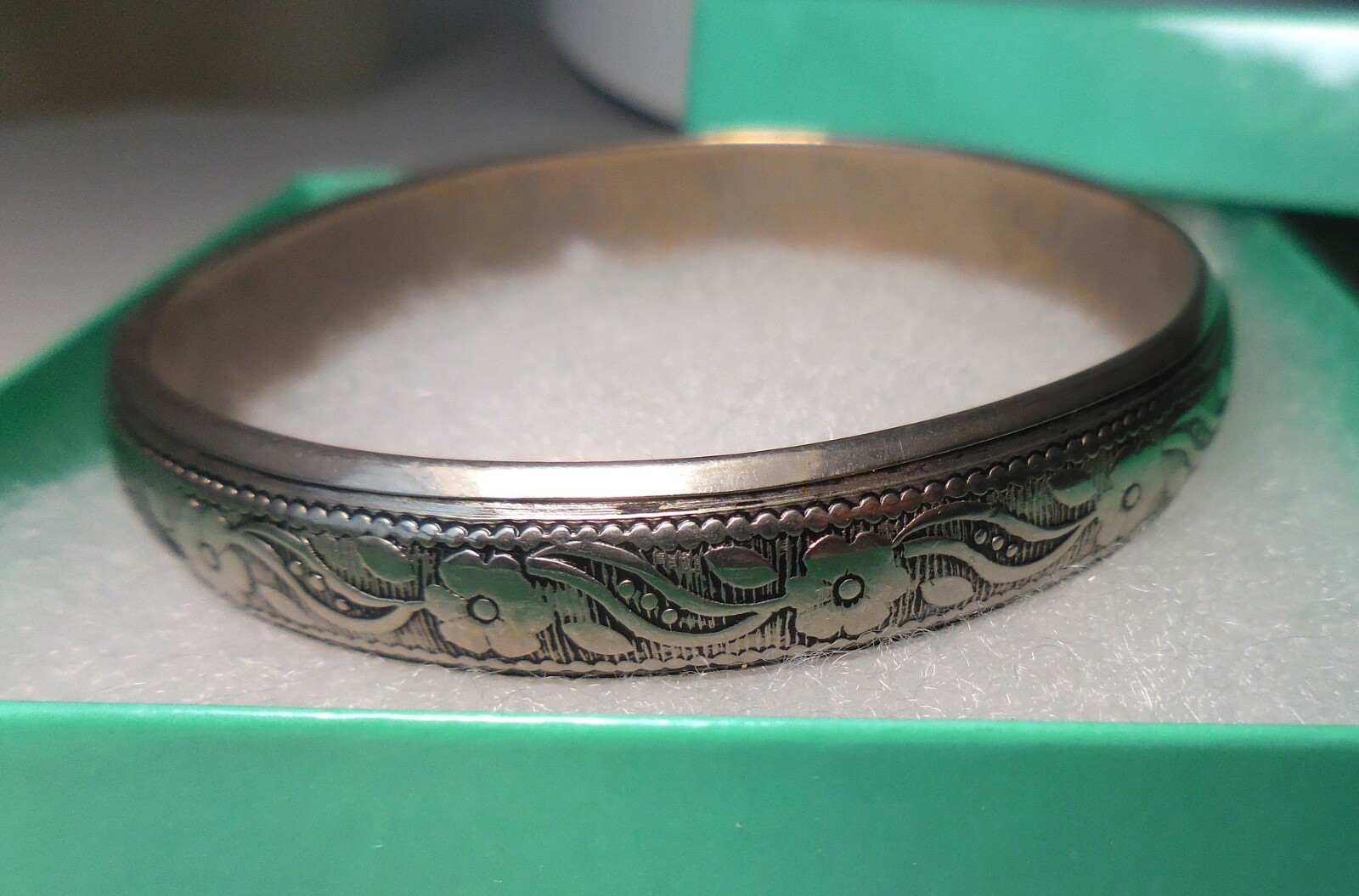 Antique Silver Alloy Bangle Bracelet Floral Engraved Vintage Estate Jewelry