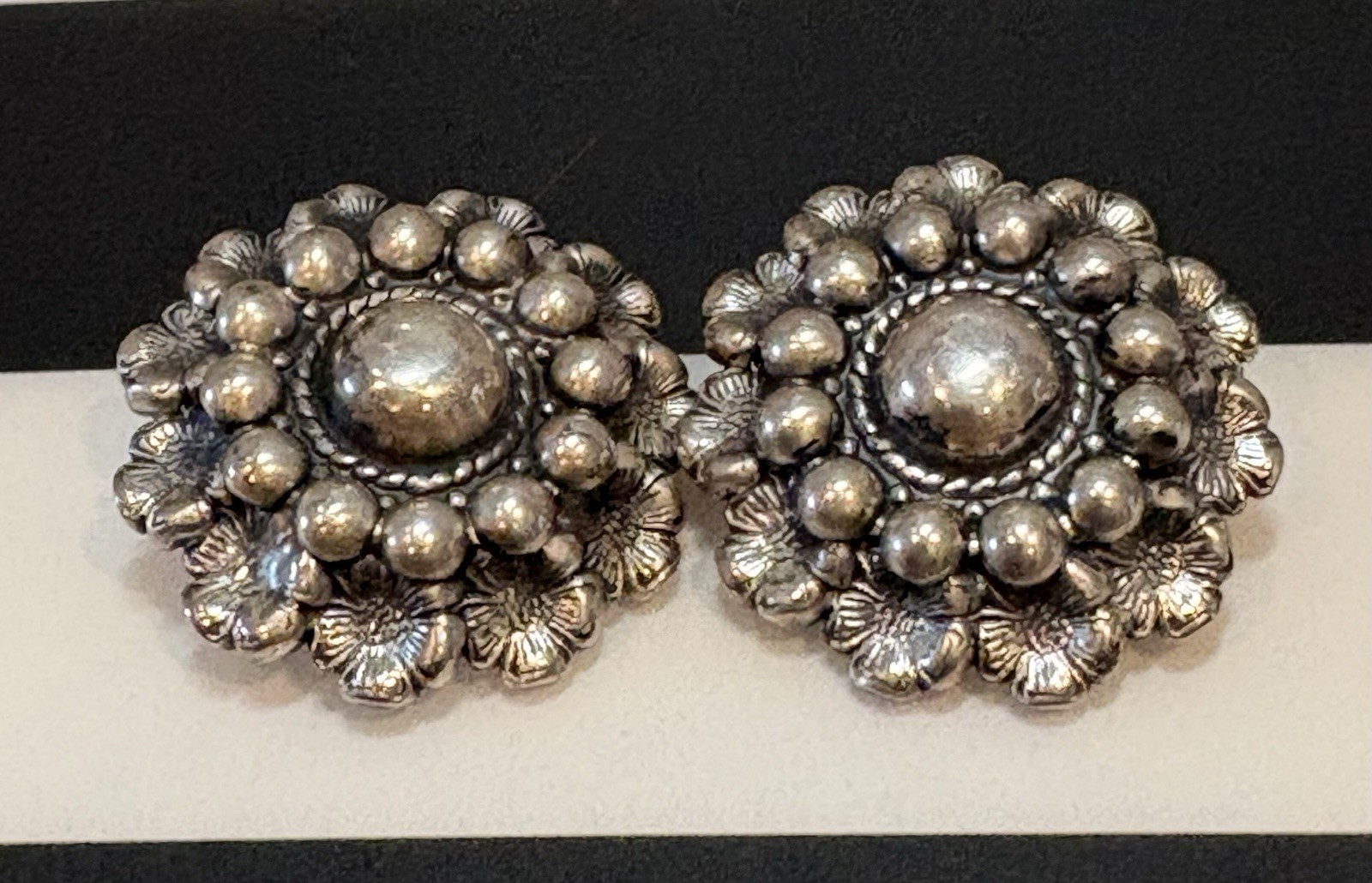 BIG DANECRAFT 40’s Sterling Silver 3D clip on earrings Vintage