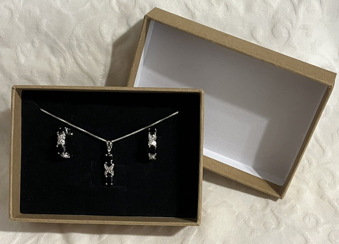 Black and Crystal Rhinestone Pendant and Earring Set with AGI 925 Box Link Chain