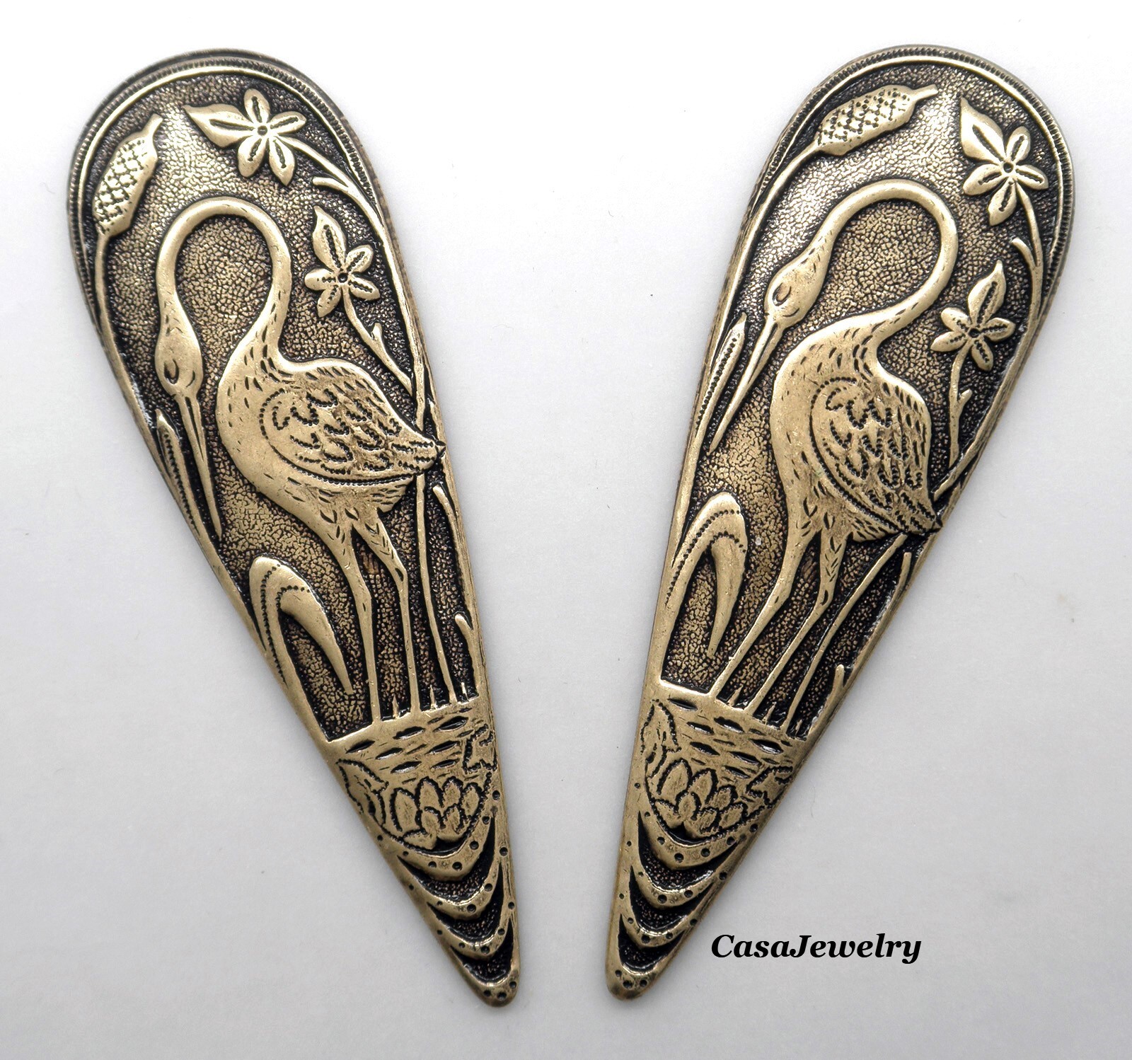 #5028 ANTIQUED GOLD REVERSE TEARDROP CRANE SCENE COMPONENT – 2 pcs
