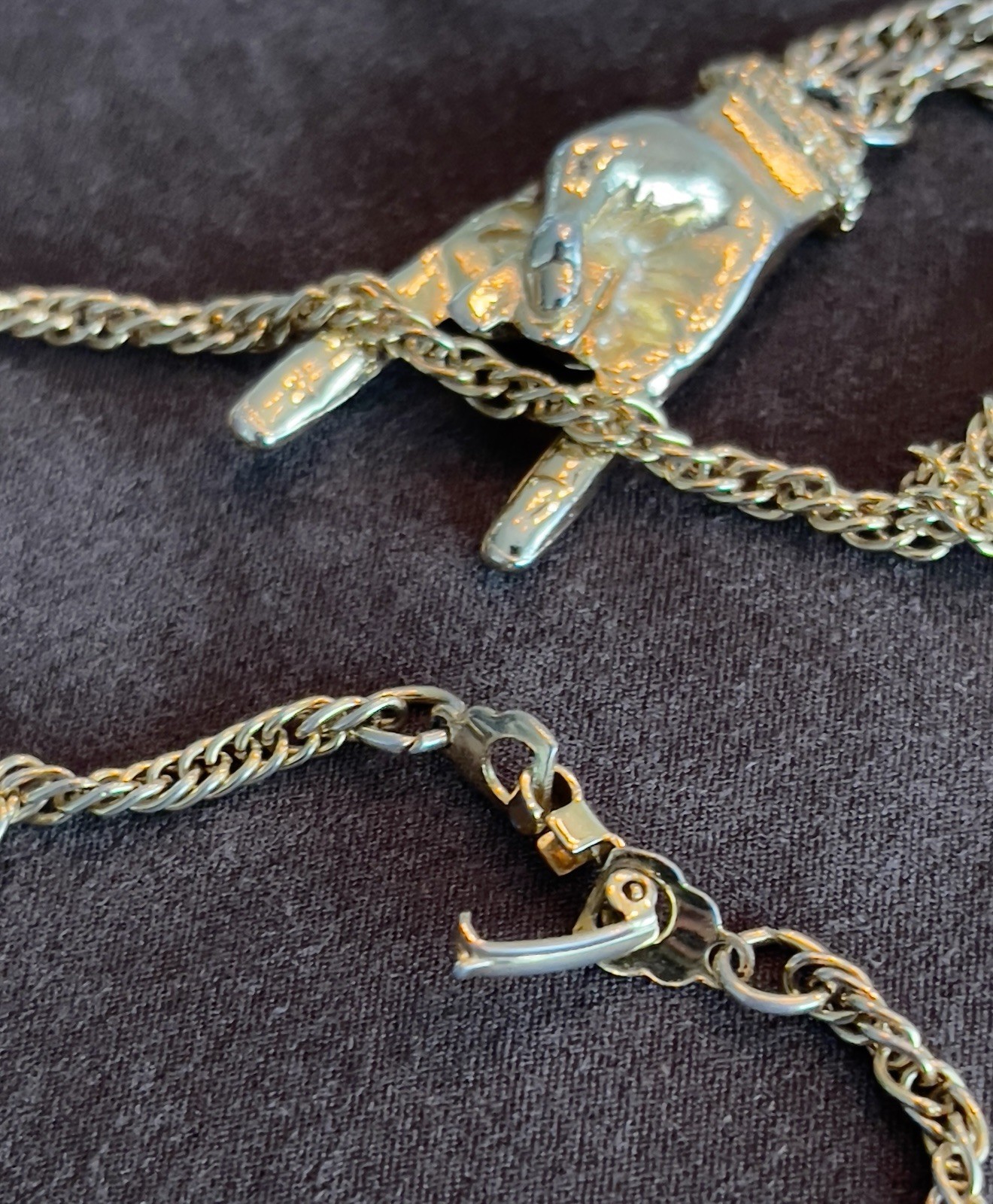 Vintage Gold Tone Italian Mano Cornuto Pendant Good Luck Charm Necklace