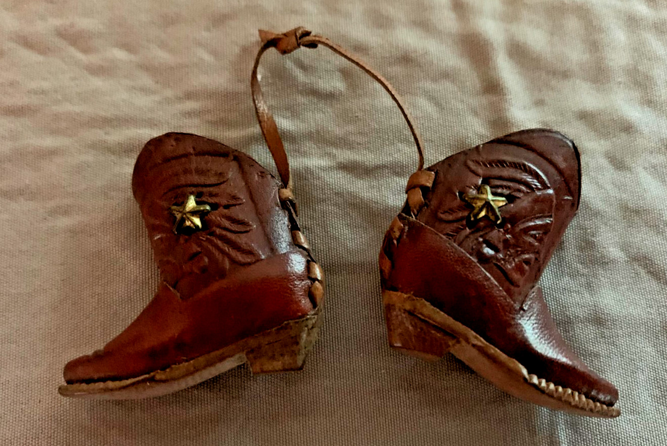 Vintage miniature leather cowboy boots 2 pair + dog Brooch Pins