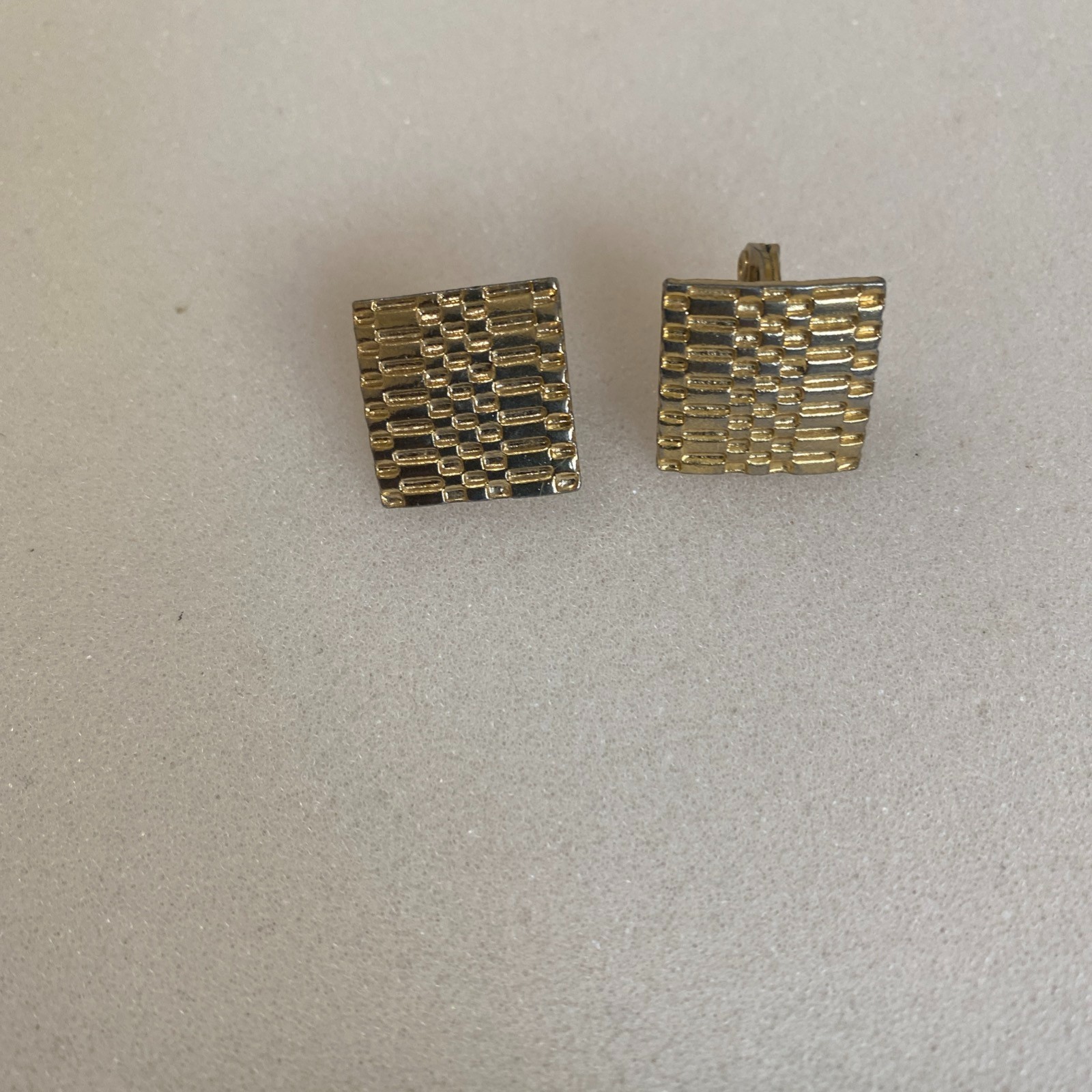 Monet Gold Tone Clip On Earrings Rectangle Vintage Costume Jewelry E17