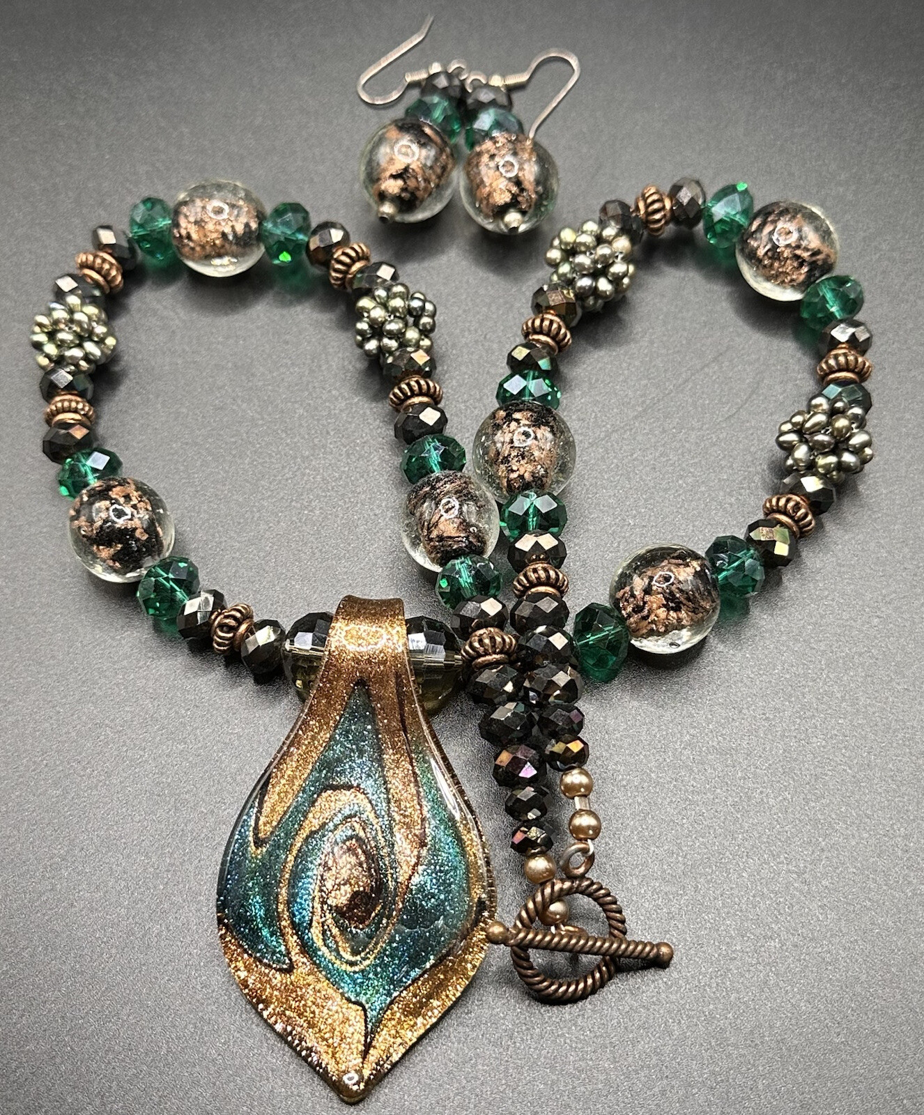 Stunning Necklace Glass Pendant Necklace & Earrings Art Foil Green Copper