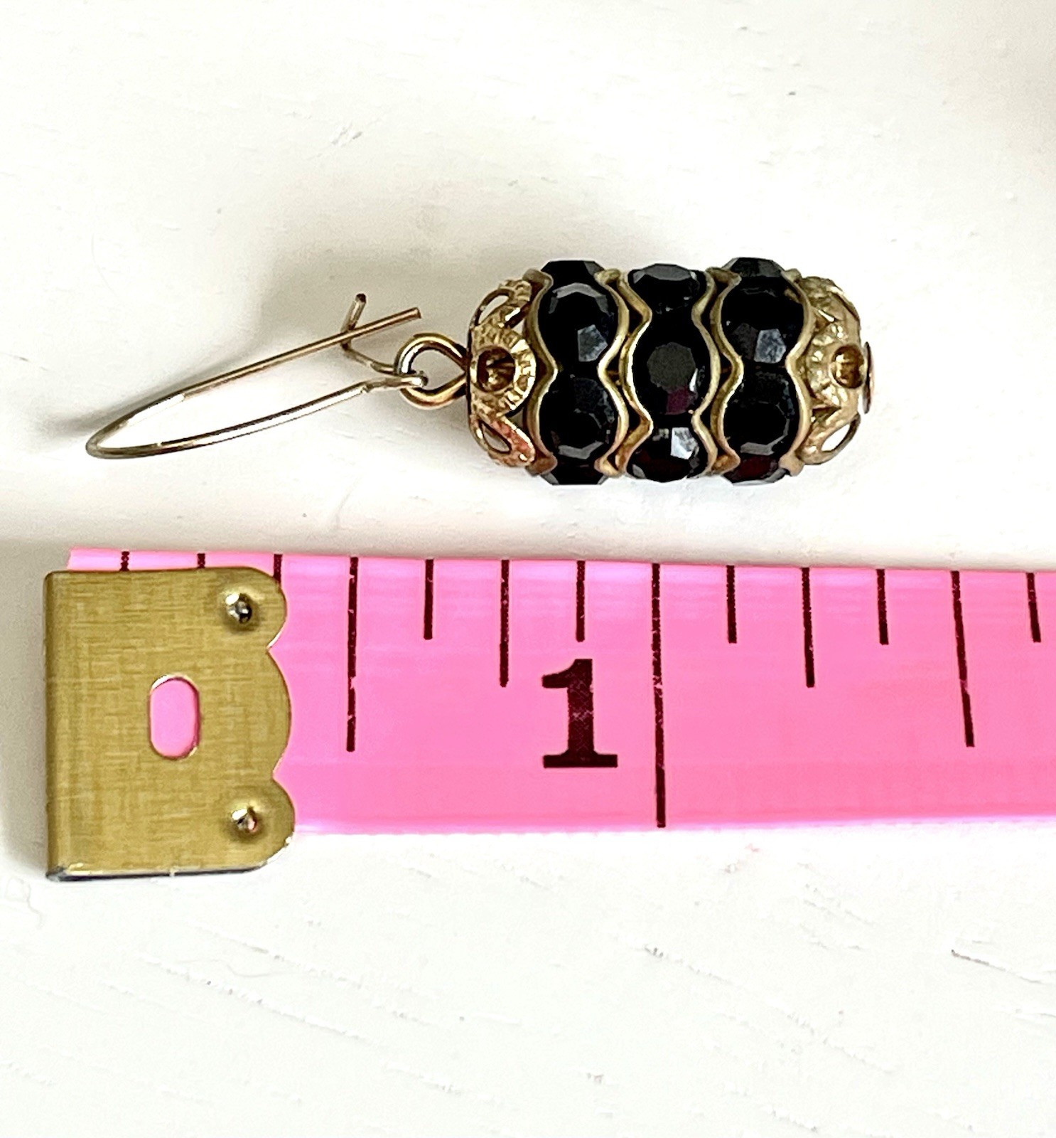 Vintage Black Glass Rhinestone Gold Tone Dangle Earrings Gothic Quiet Luxury EUC