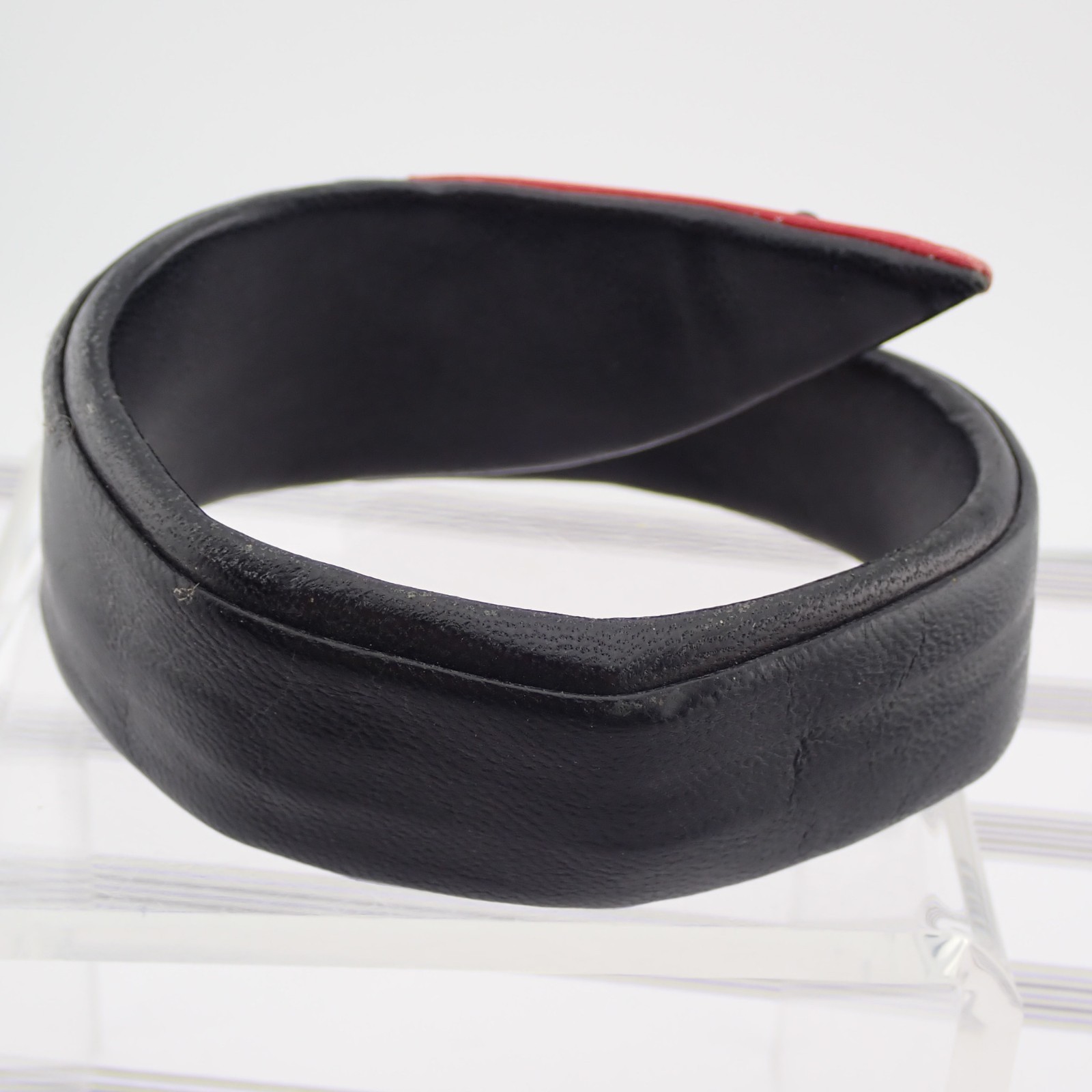 Vintage Black Red Leather Hematite Abstract 8″ Adj Wrap Bracelet