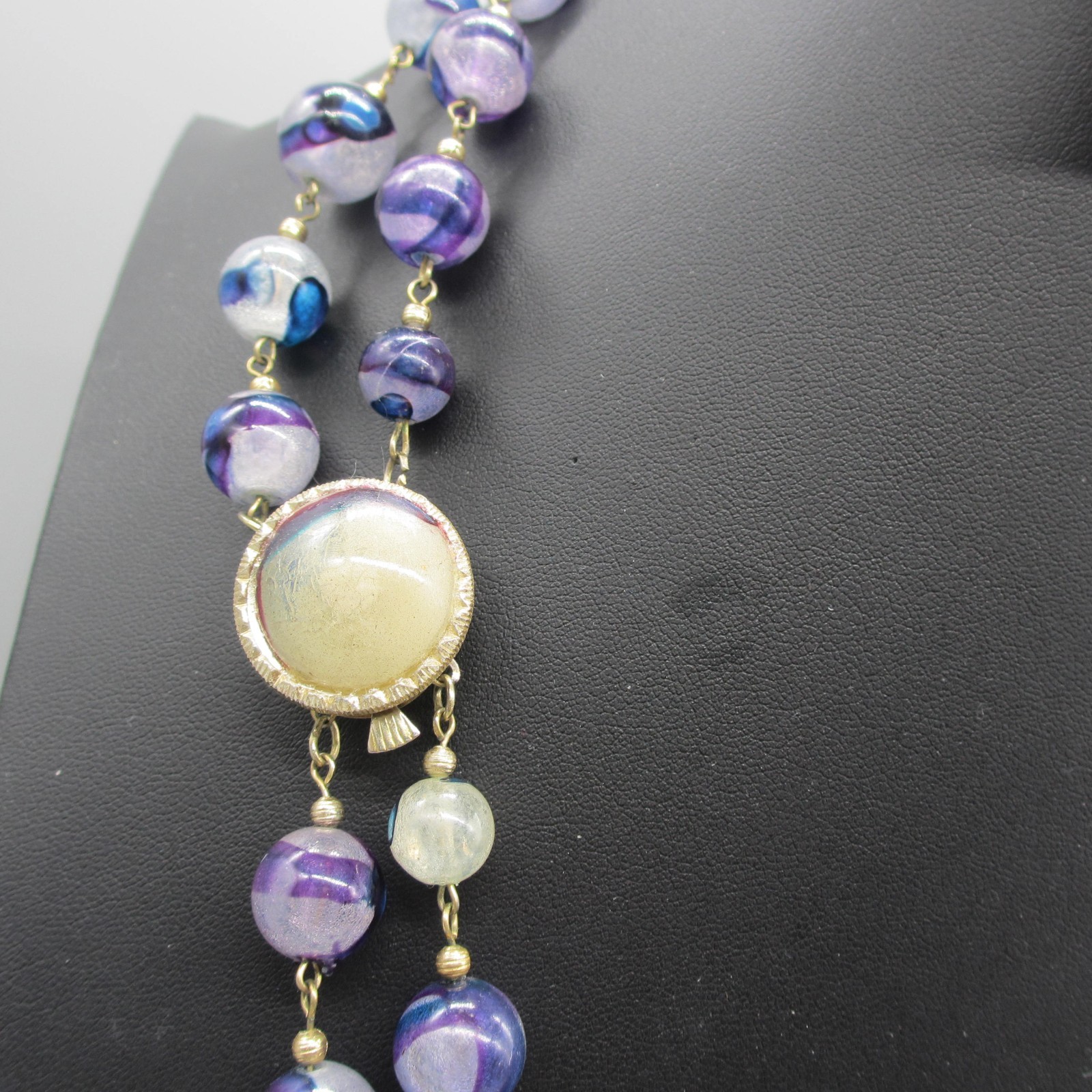 Vintage Hong Kong Necklace Earrings Set Beaded Blue Purple Clip Ons 23 Inch
