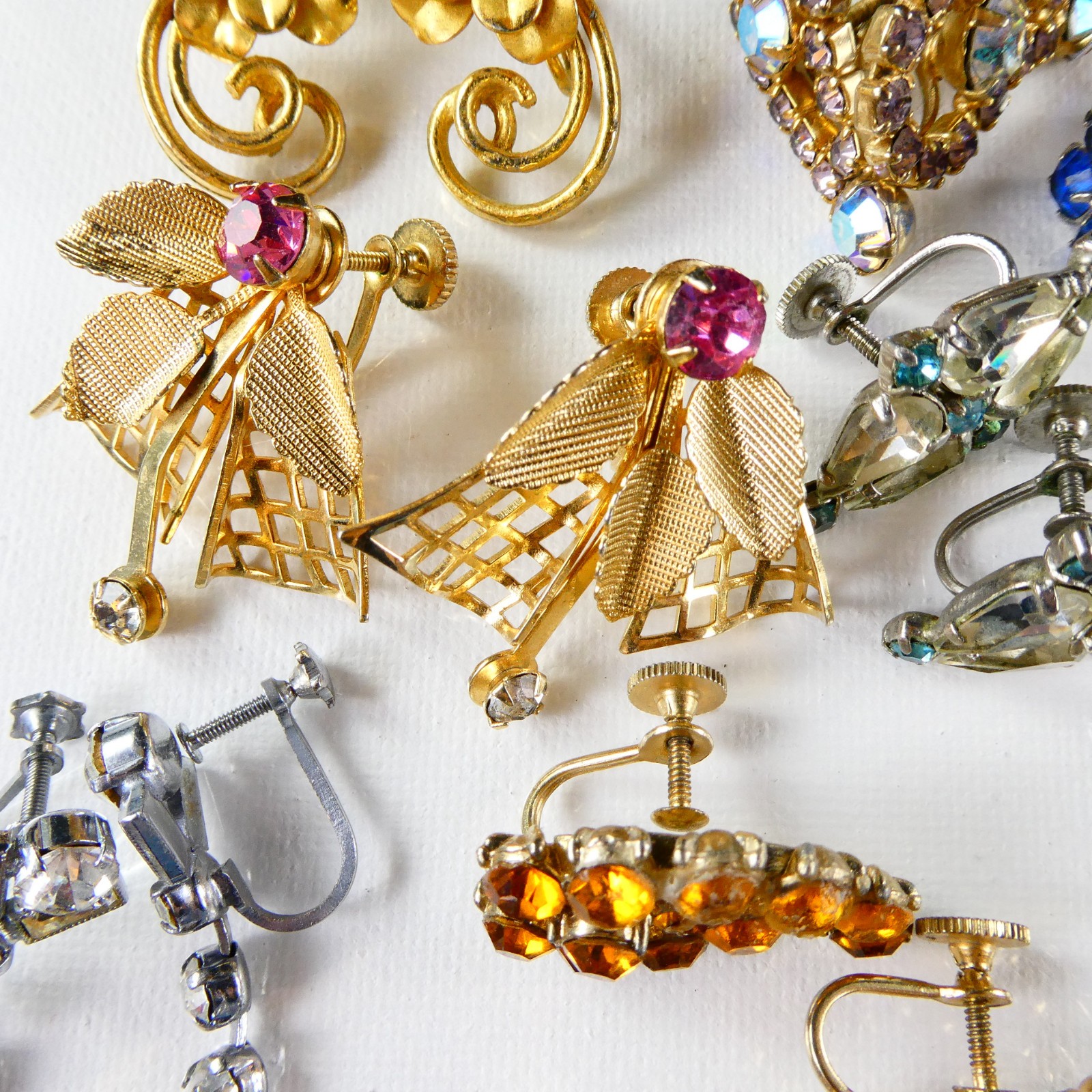 Vintage Rhinestone Screw Back Earrings Lot 25 Pairs ALL SPARKLE Multi Color Stns