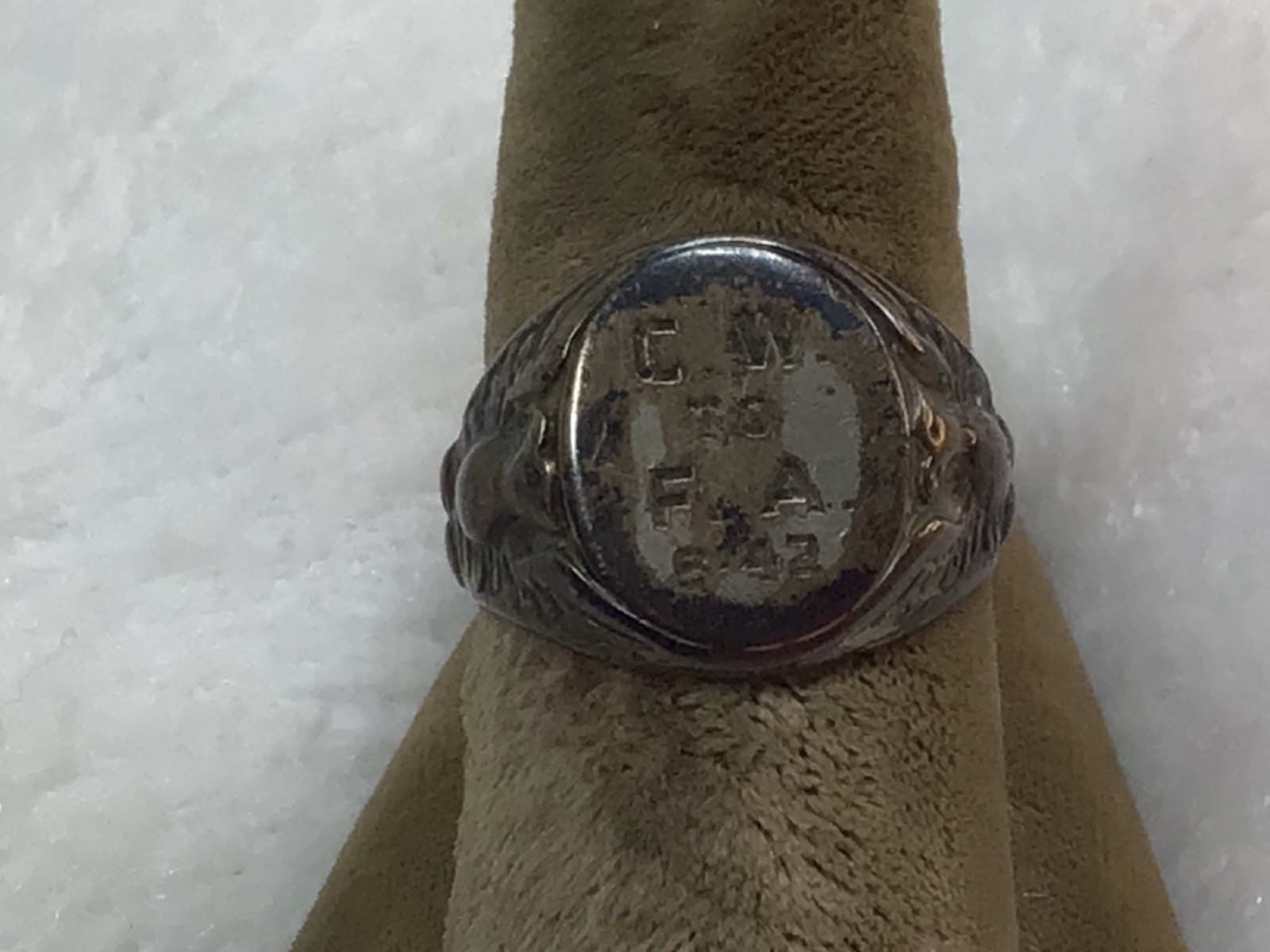 Vintage US Military Sterling Silver Ring Eagle Design Initials and dated 8 42