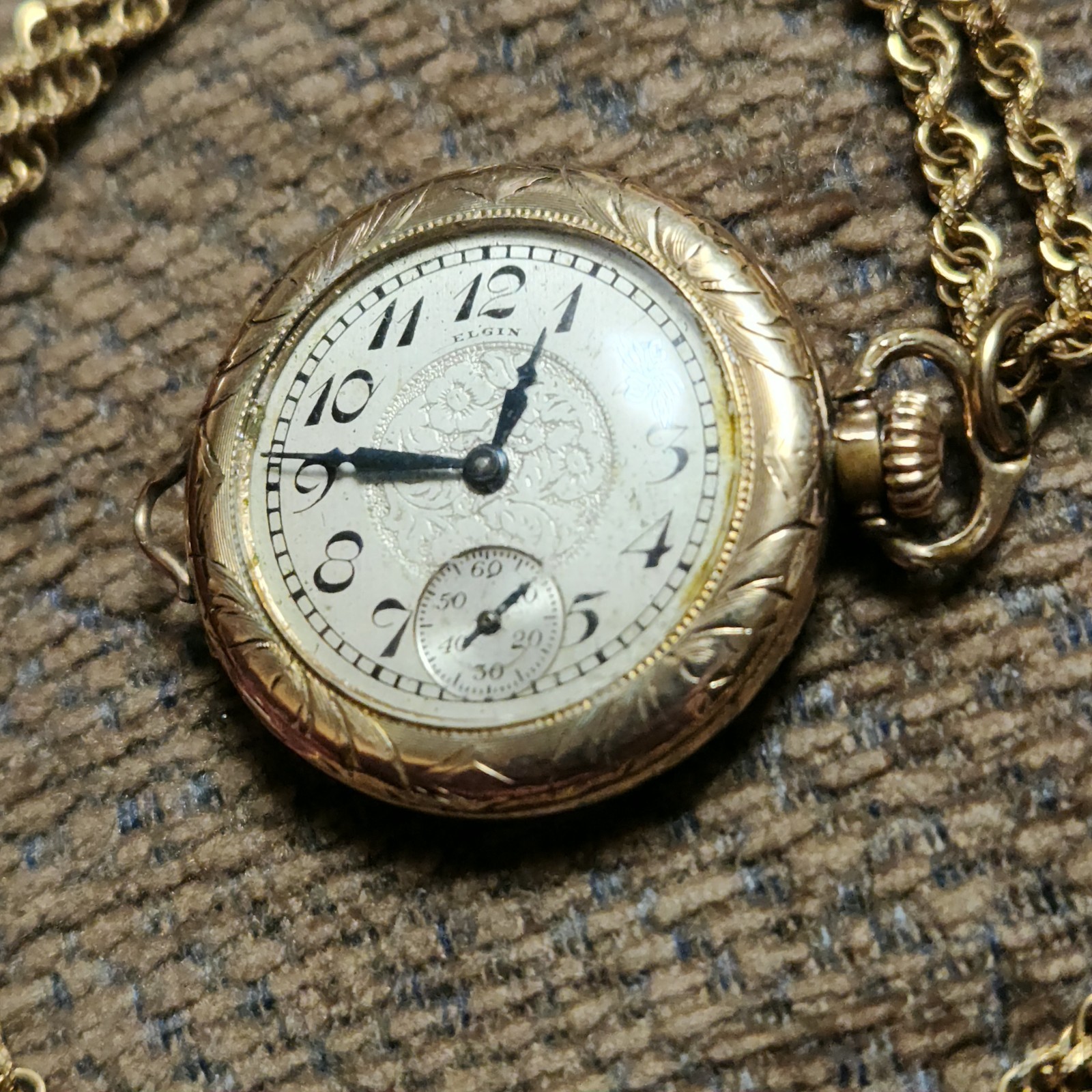 Elgin 12k Pocket Watch Pendant 15 Jewels Second Hand Not Moving/ Cannot Set Time