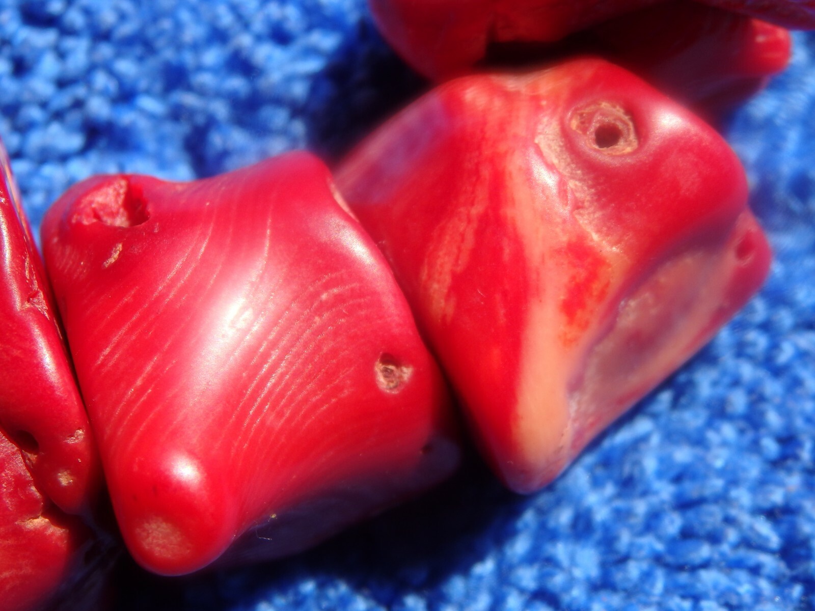 chinese china fine Necklace yes of Deep Red Bamboo Coral nuggets accented