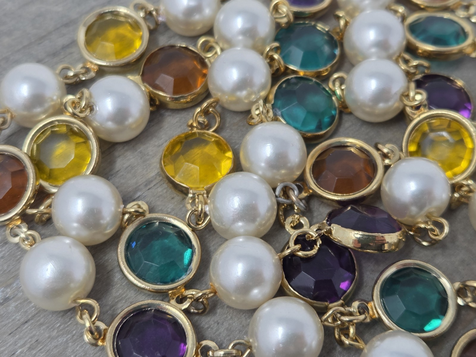 Faux Pearl & Multicolor Bezel Set Acrylic Crystal Necklace 35 Inches Vintage