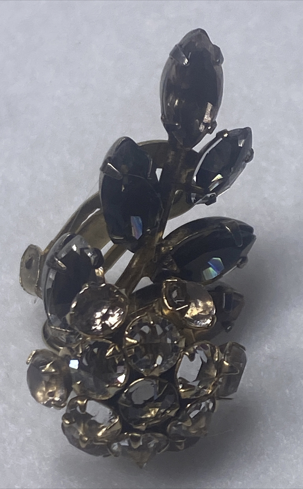 Vintage Signed Schreiner New York Rhinestone Gold Tone Earrings