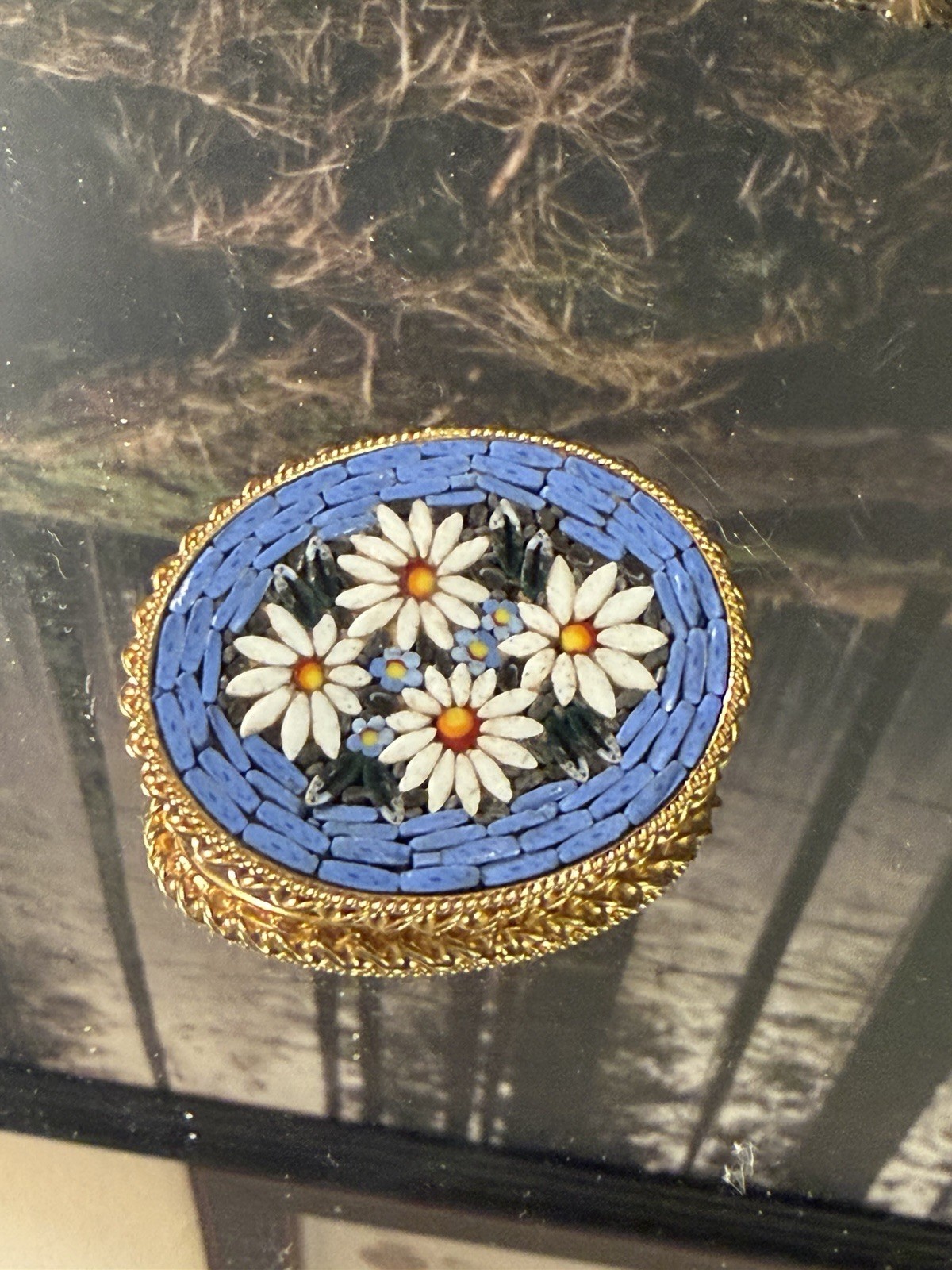 Vintage Italian Micro Mosaic Daisy Flower Floral Gold Tone Oval Pin Brooch