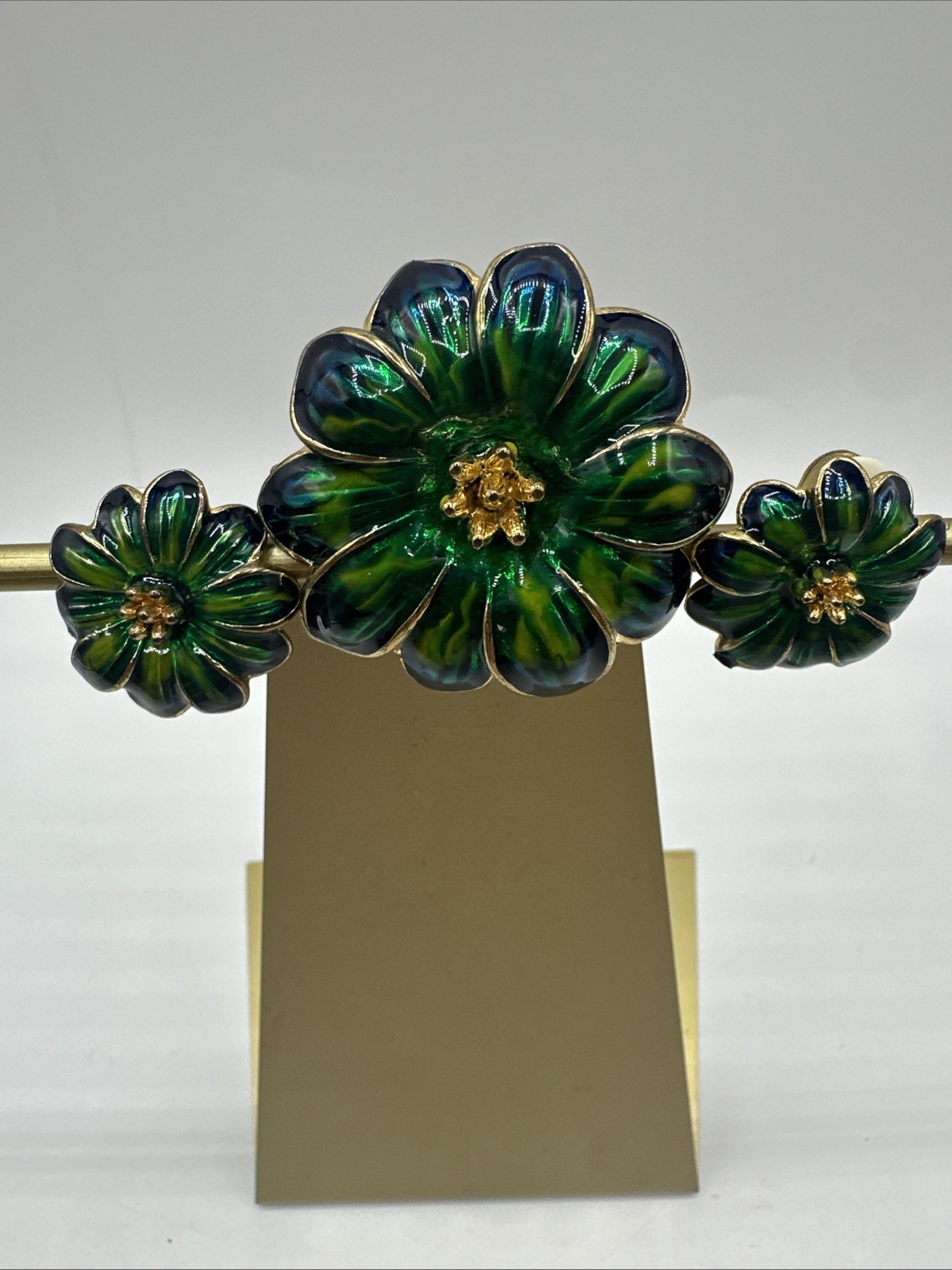Vintage Green Enamel Set of Brooch and Clip on Earrings. See pics.