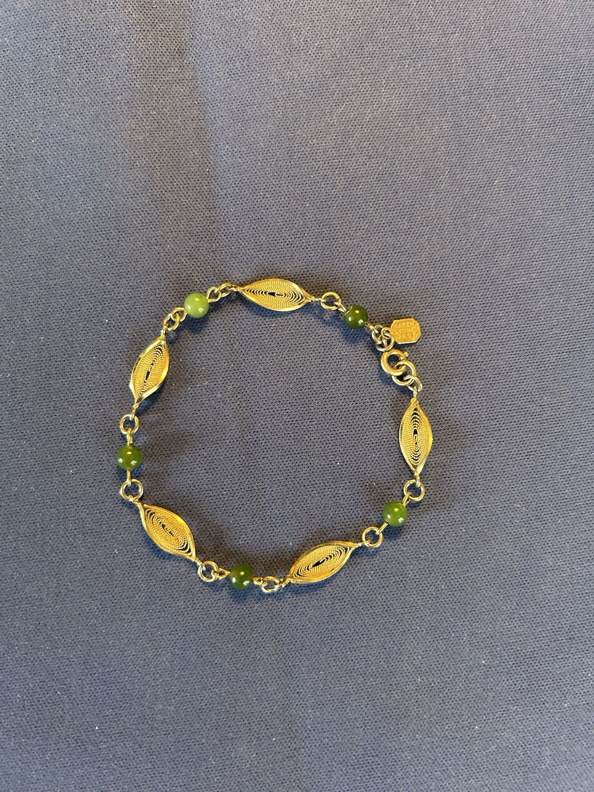 Vintage 1/20th 12kgold filled Asian jade beads Karen Lynne bracelet size 7 inch