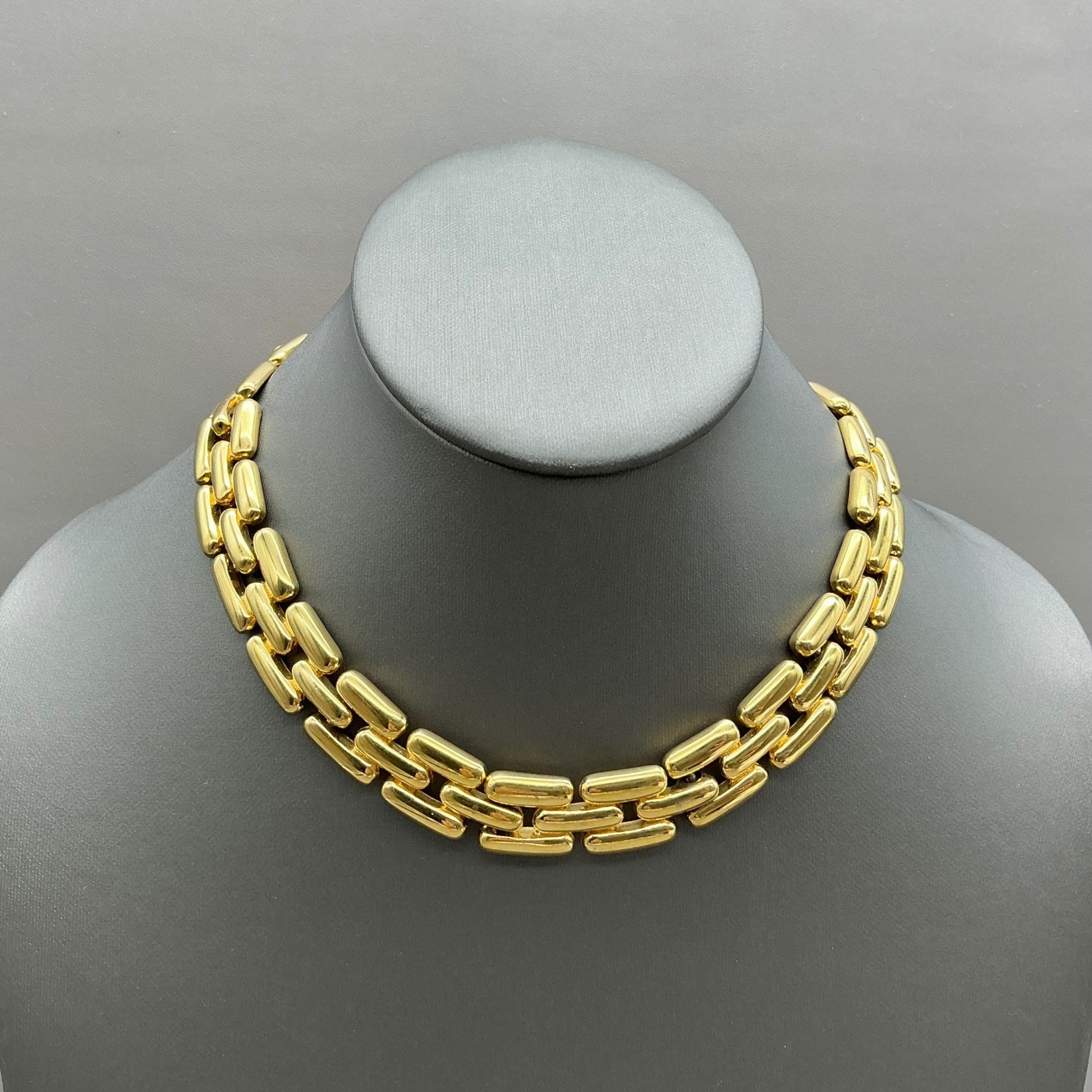 Necklace Womens Gold Tone Vintage Link Chain Chunky Bold Statement Polished 16″