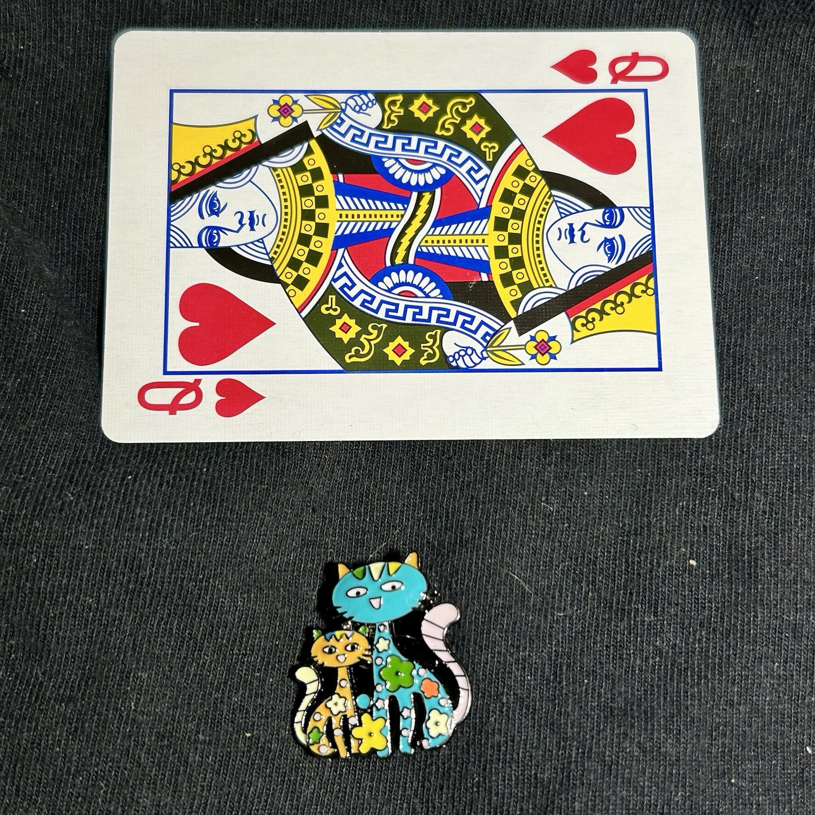 2 Patterned Cats Covered In Multi Colored Flowers, Metal, Alloy, Pin, Brooch.