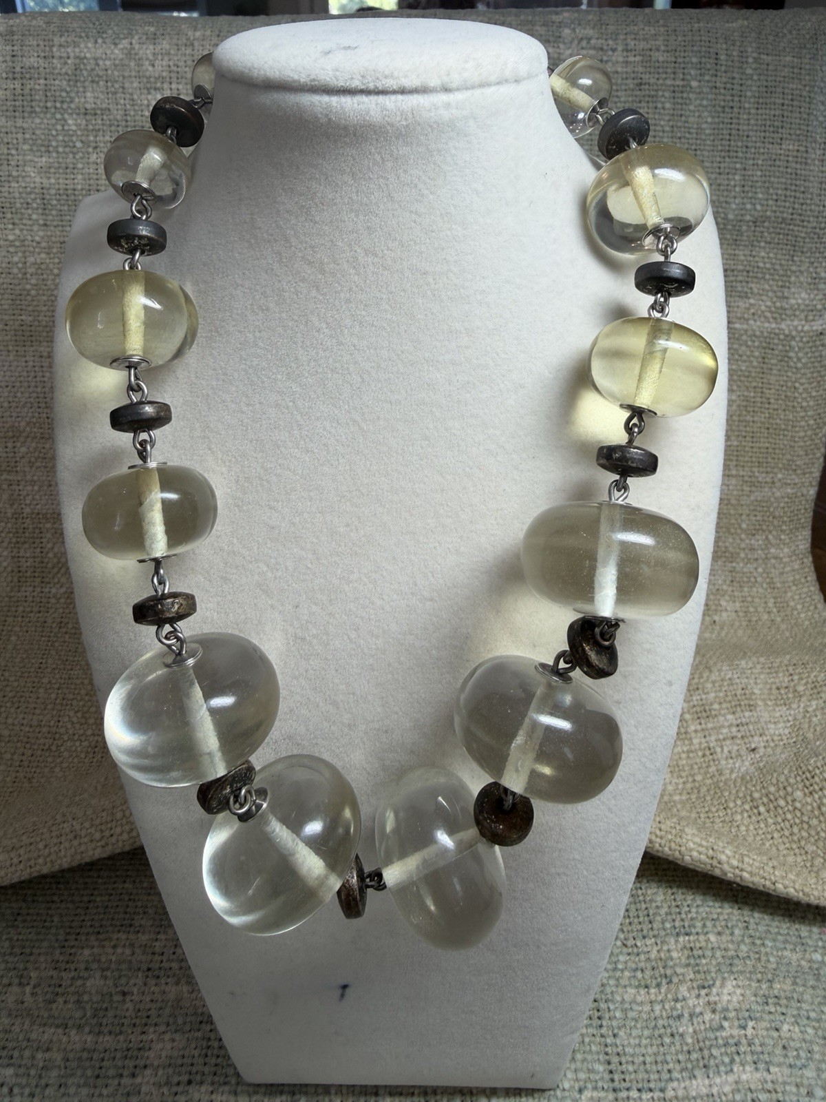 1960s LES BERNARD Large Clear Lucite Acrylic Chunky Beads Choker Necklace