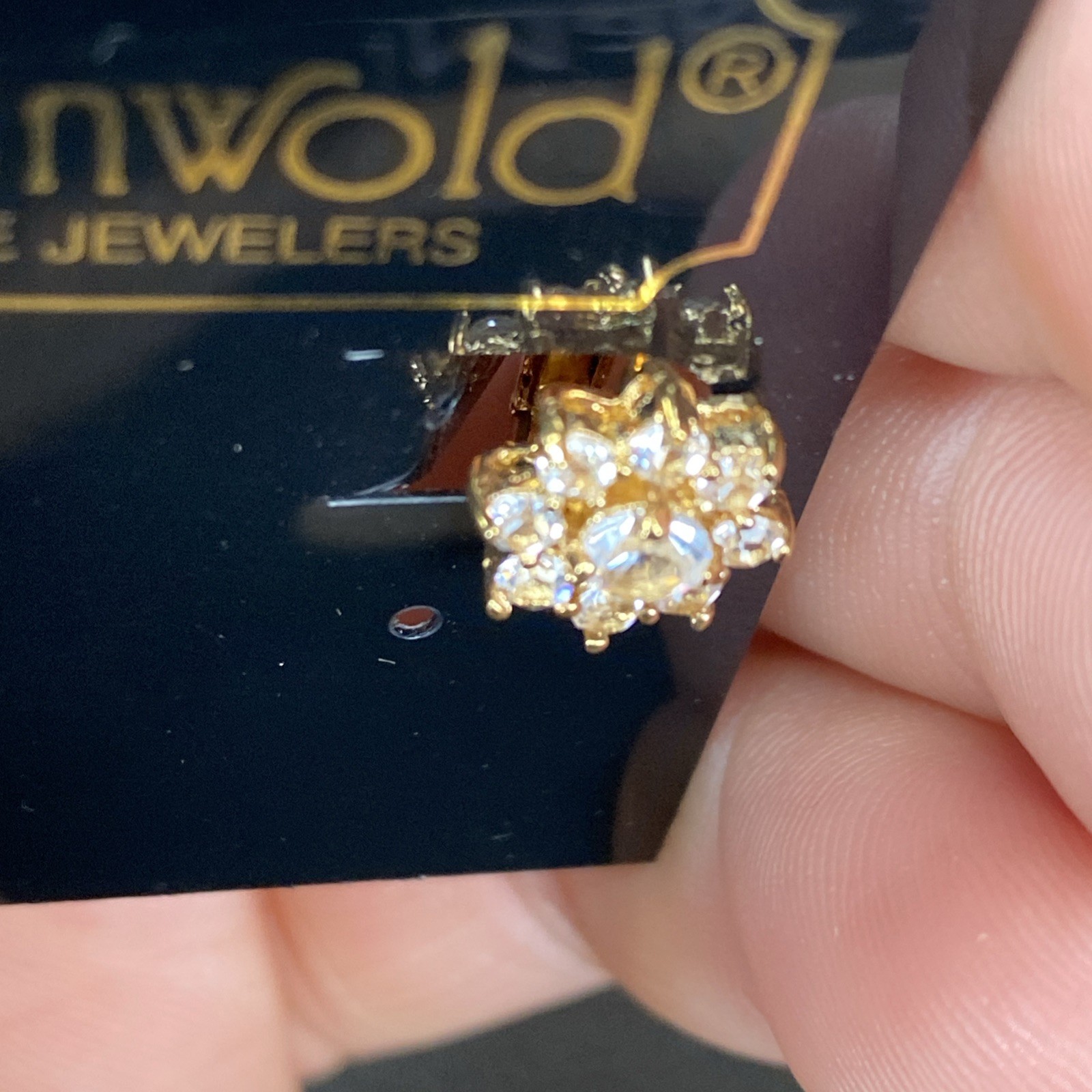 Vtg Lindenwold Fine Jewelers Gold Tone Faced Crystal Rhinestone Cubic Z Clip On