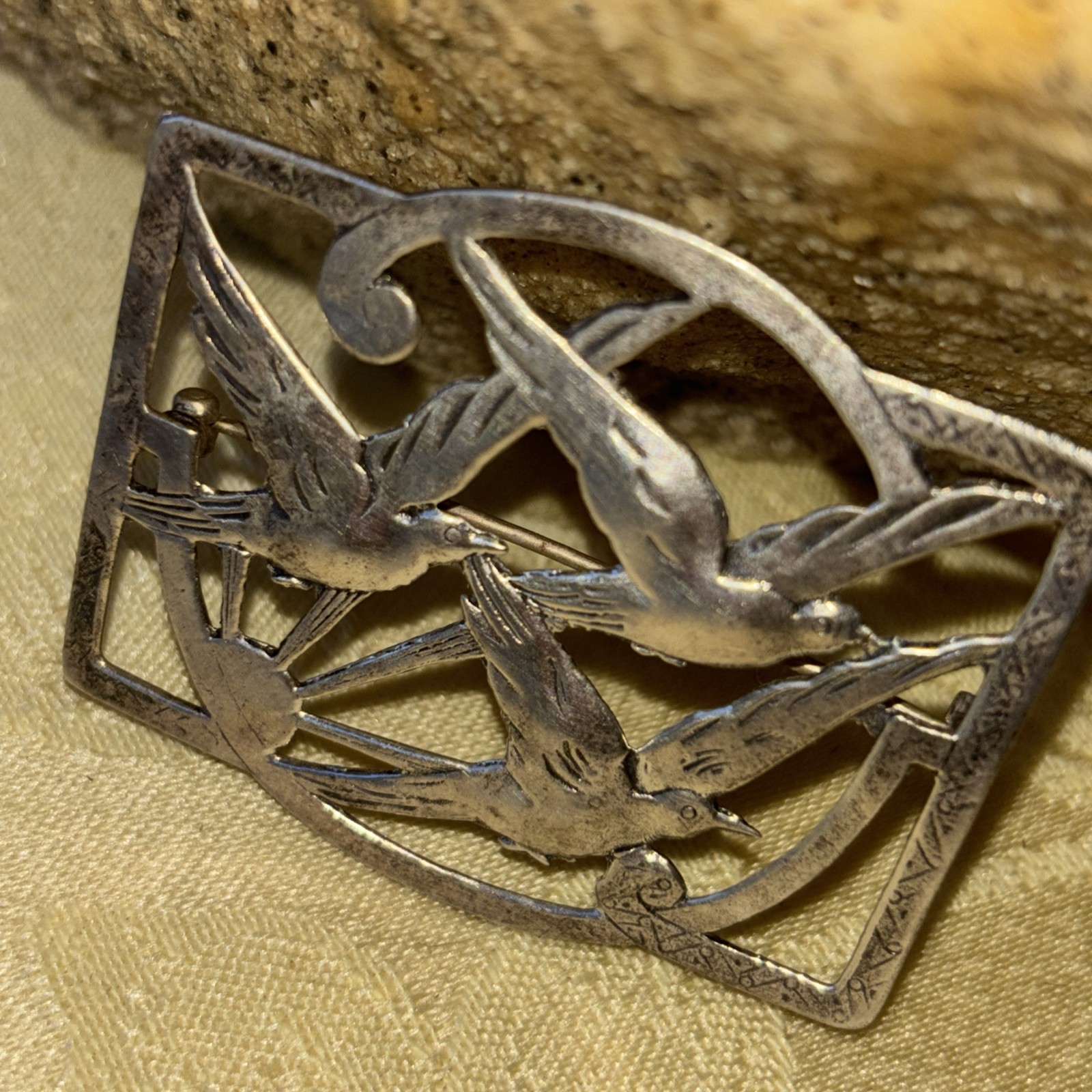 NORSELAND CORO(?) Silver Vintage Antique 3 Birds Brooch Pin Unmarked 2 1/4”x 2”