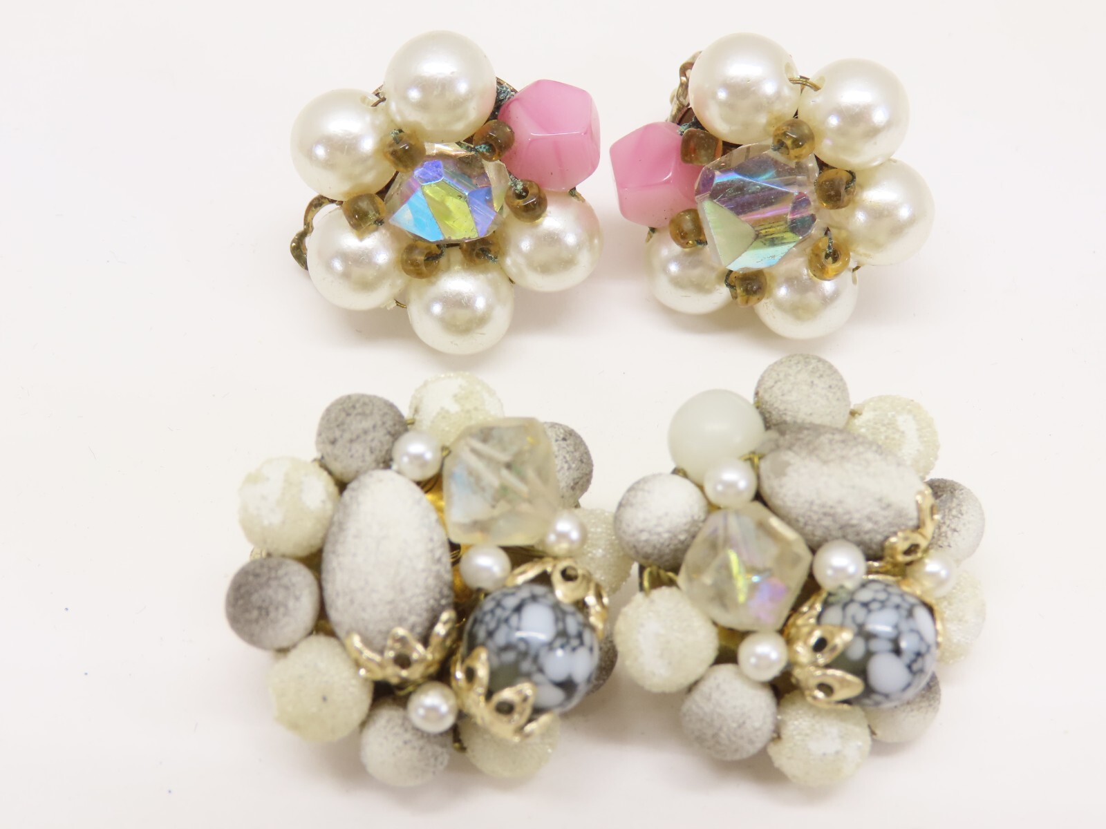 VTG Earrings Cluster Bead Clip On Some Japan Faux Pearl Lucite Plastic + D2542